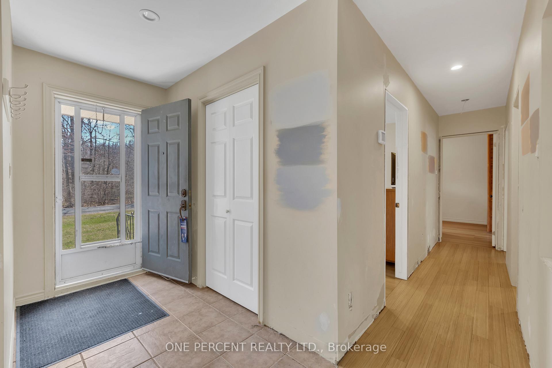 Photo 4 of 57 Cortleigh Drive, Ottawa, Barrhaven - Hearts Desire — HOMEH