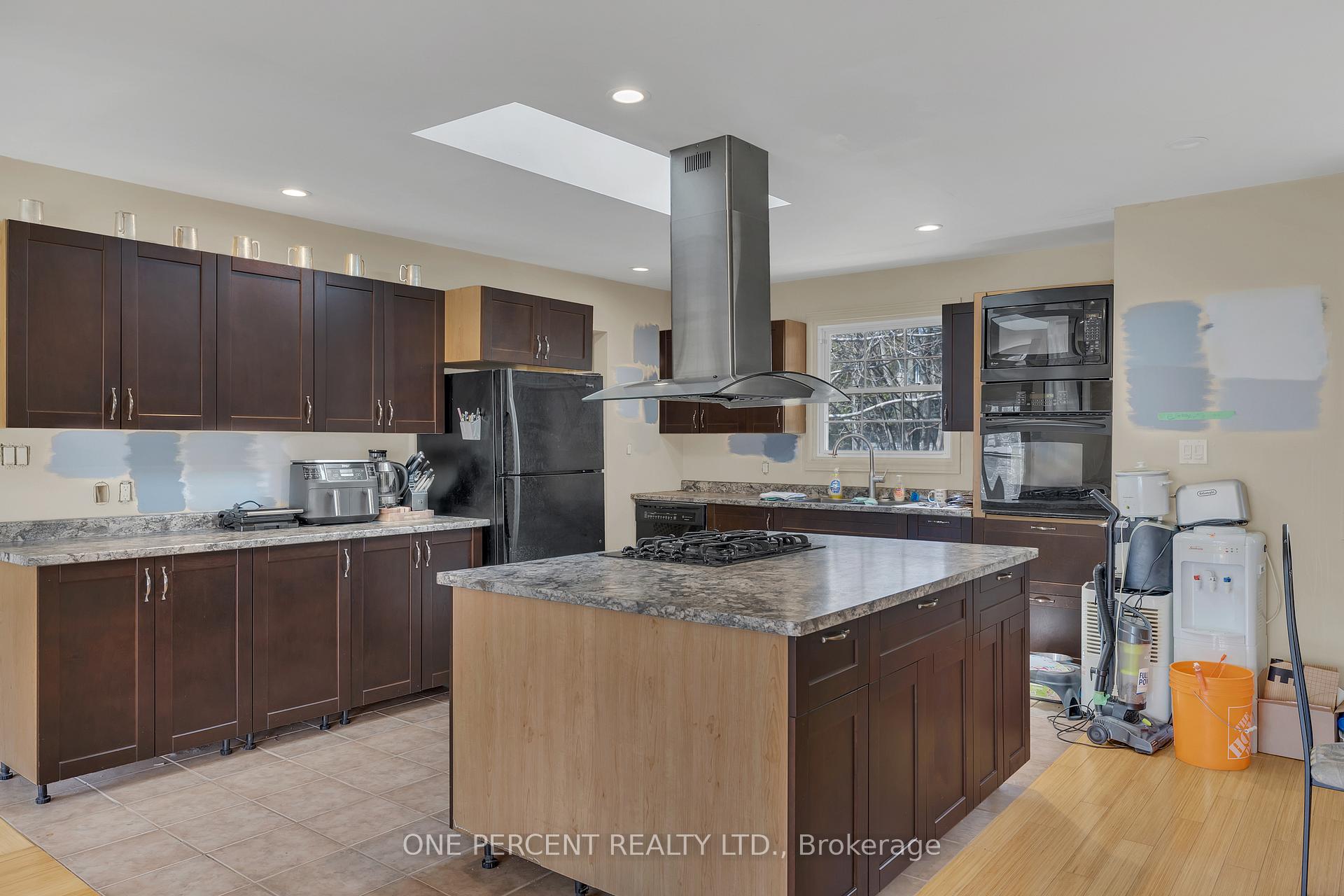 Photo 11 of 57 Cortleigh Drive, Ottawa, Barrhaven - Hearts Desire — HOMEH