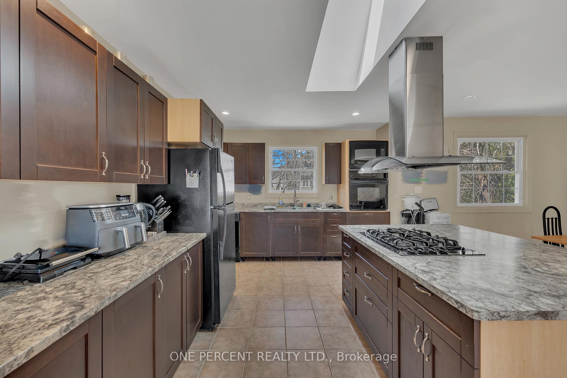 Photo 14 of 57 Cortleigh Drive, Ottawa, Barrhaven - Hearts Desire — HOMEH