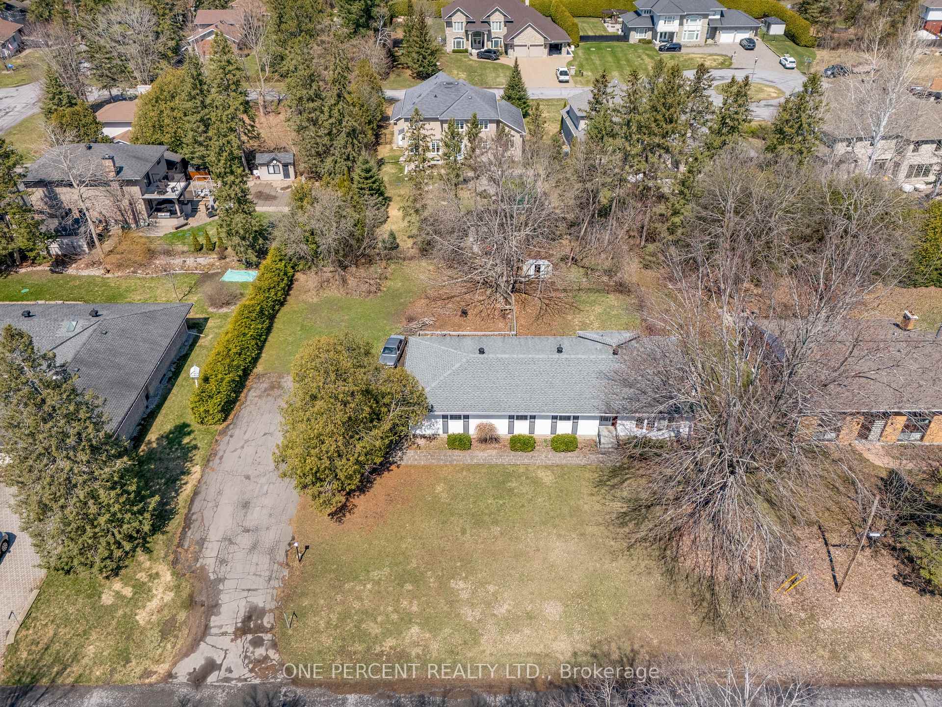 Photo 31 of 57 Cortleigh Drive, Ottawa, Barrhaven - Hearts Desire — HOMEH