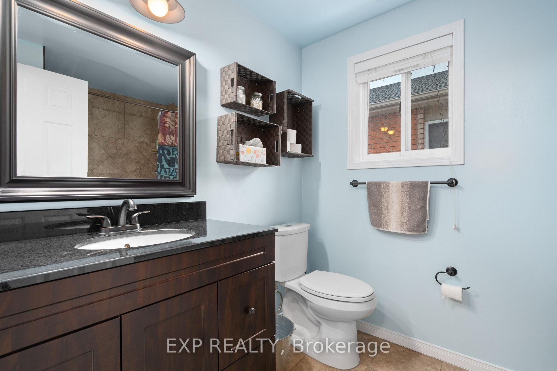 Photo 16 of 19 Peregrine Road, Barrie, Little Lake — HOMEH