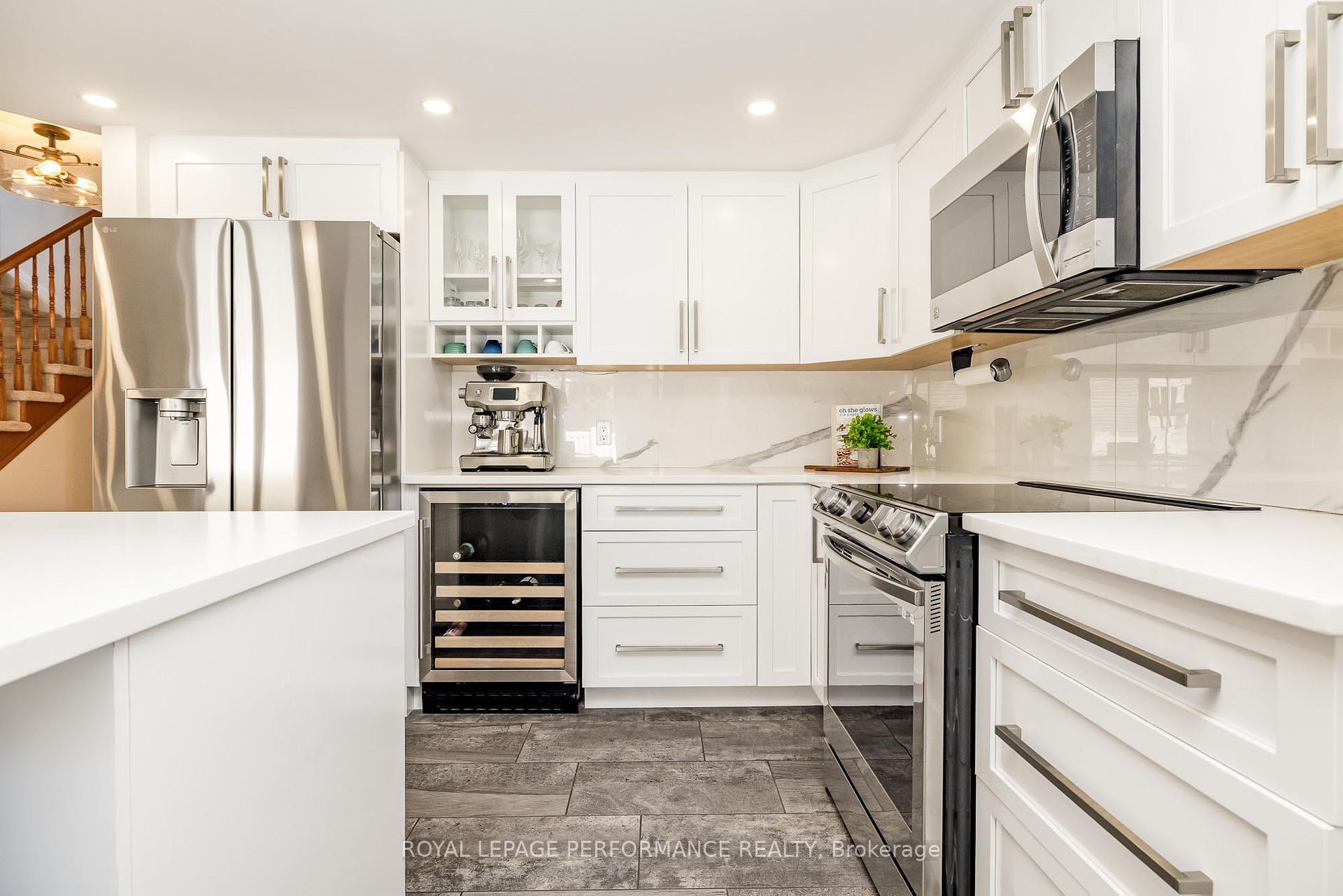 Photo 14 of 1 Grandlea Terrace, Ottawa, Barrhaven East — HOMEH