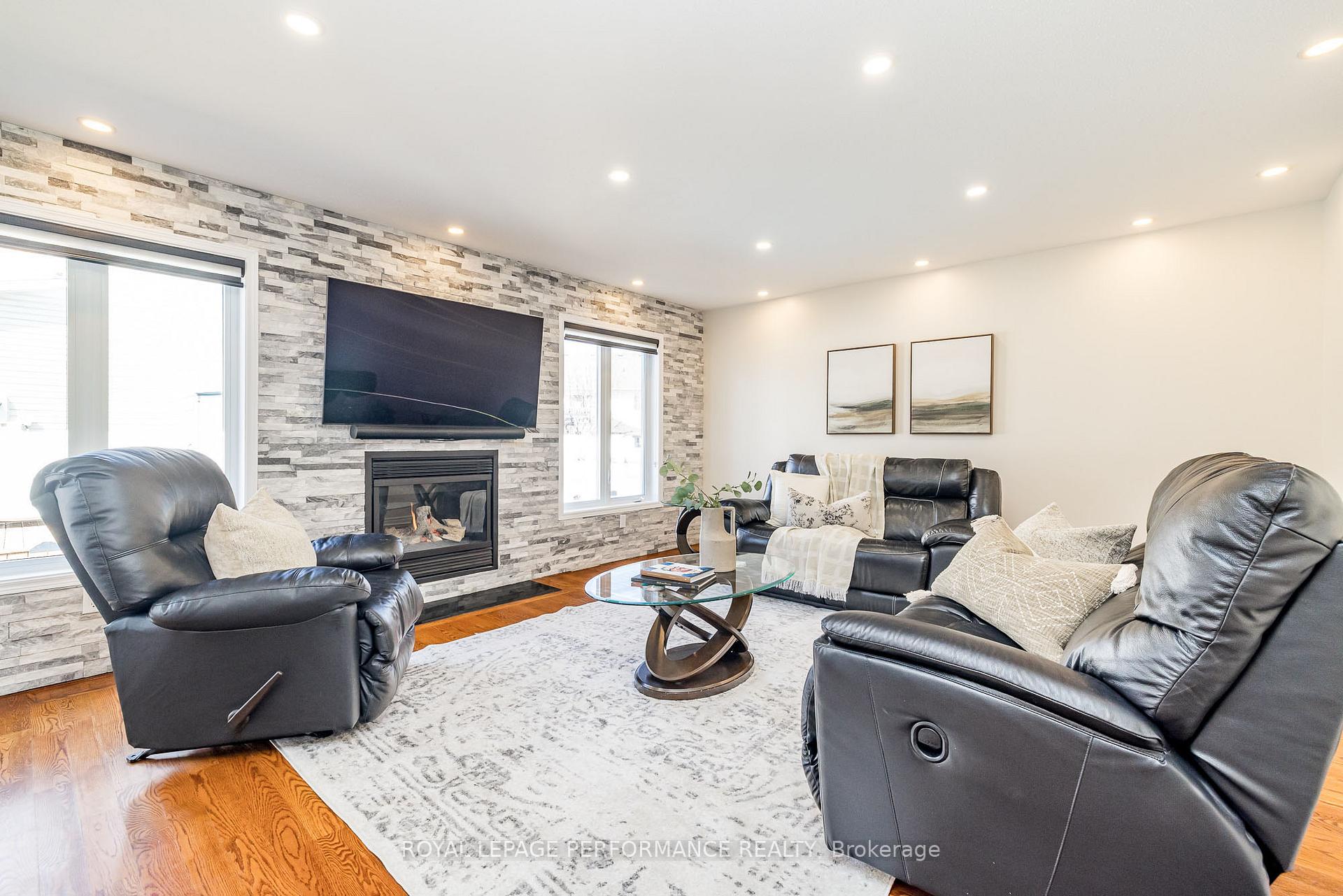 Photo 17 of 1 Grandlea Terrace, Ottawa, Barrhaven East — HOMEH