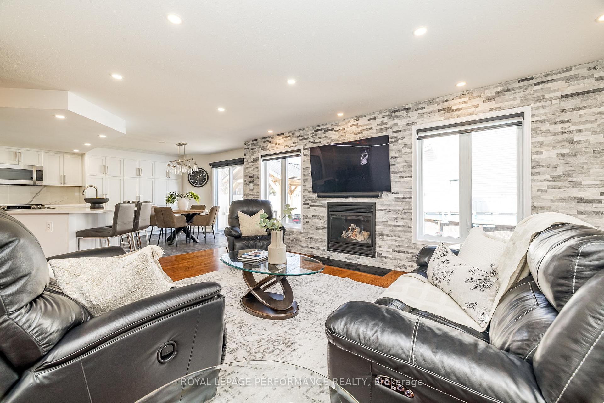 Photo 18 of 1 Grandlea Terrace, Ottawa, Barrhaven East — HOMEH