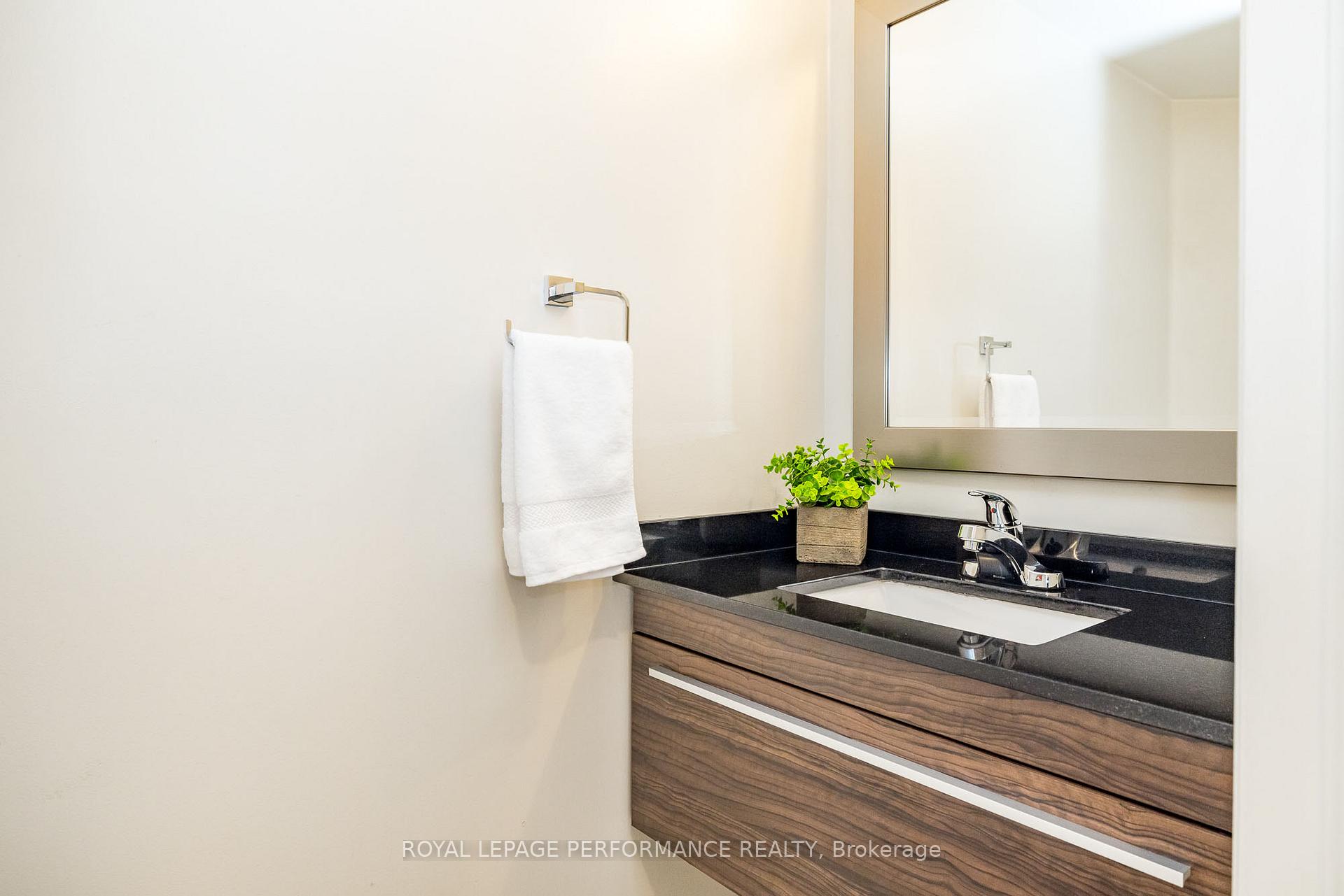 Photo 20 of 1 Grandlea Terrace, Ottawa, Barrhaven East — HOMEH