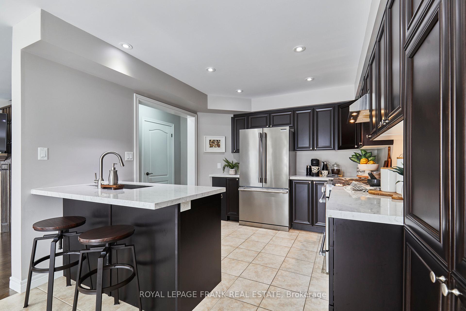 Photo 10 of 165 Mallory Street, Clarington, Courtice — HOMEH