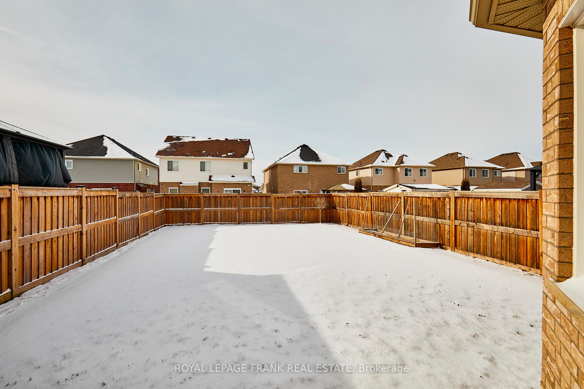 Photo 38 of 165 Mallory Street, Clarington, Courtice — HOMEH