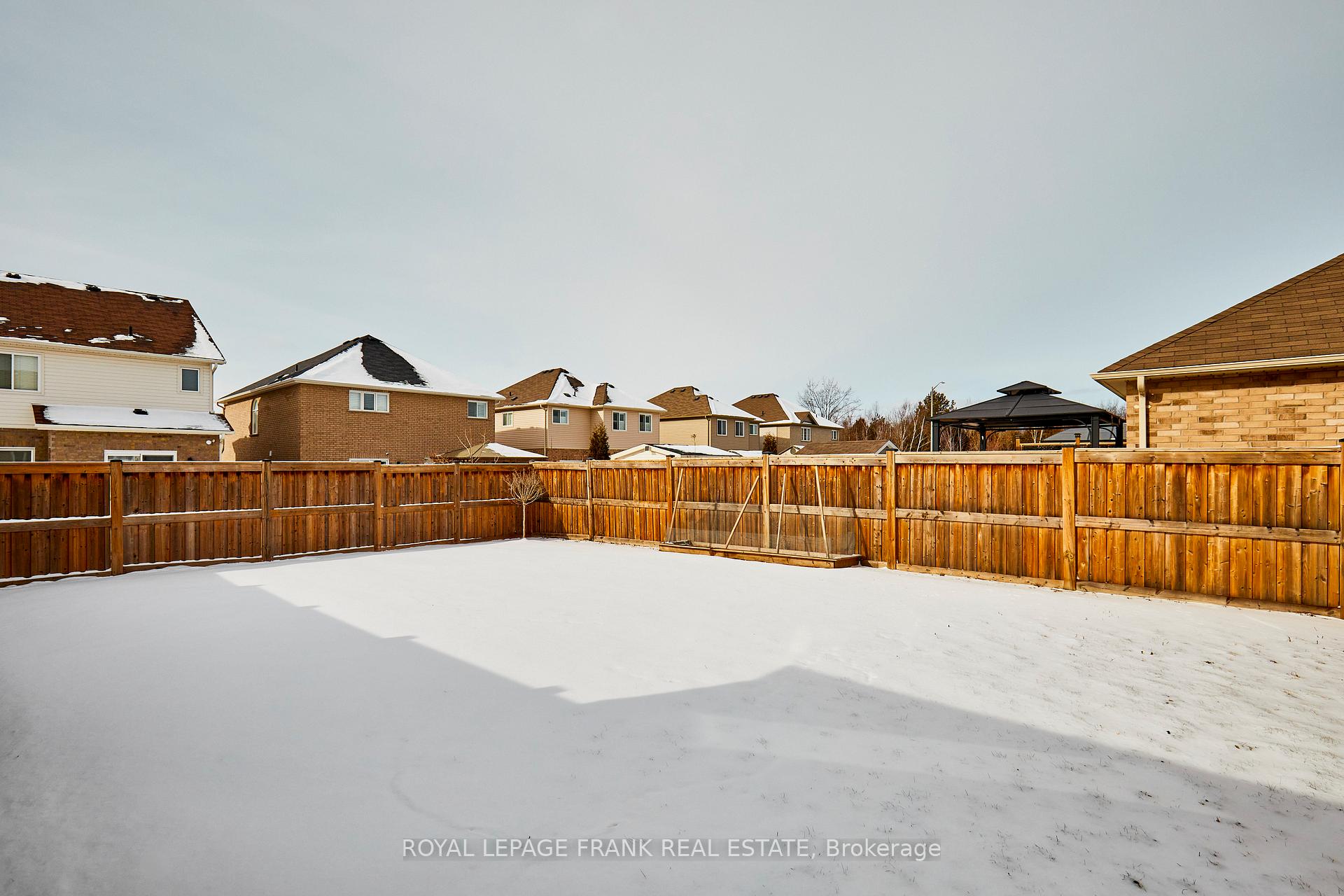 Photo 40 of 165 Mallory Street, Clarington, Courtice — HOMEH