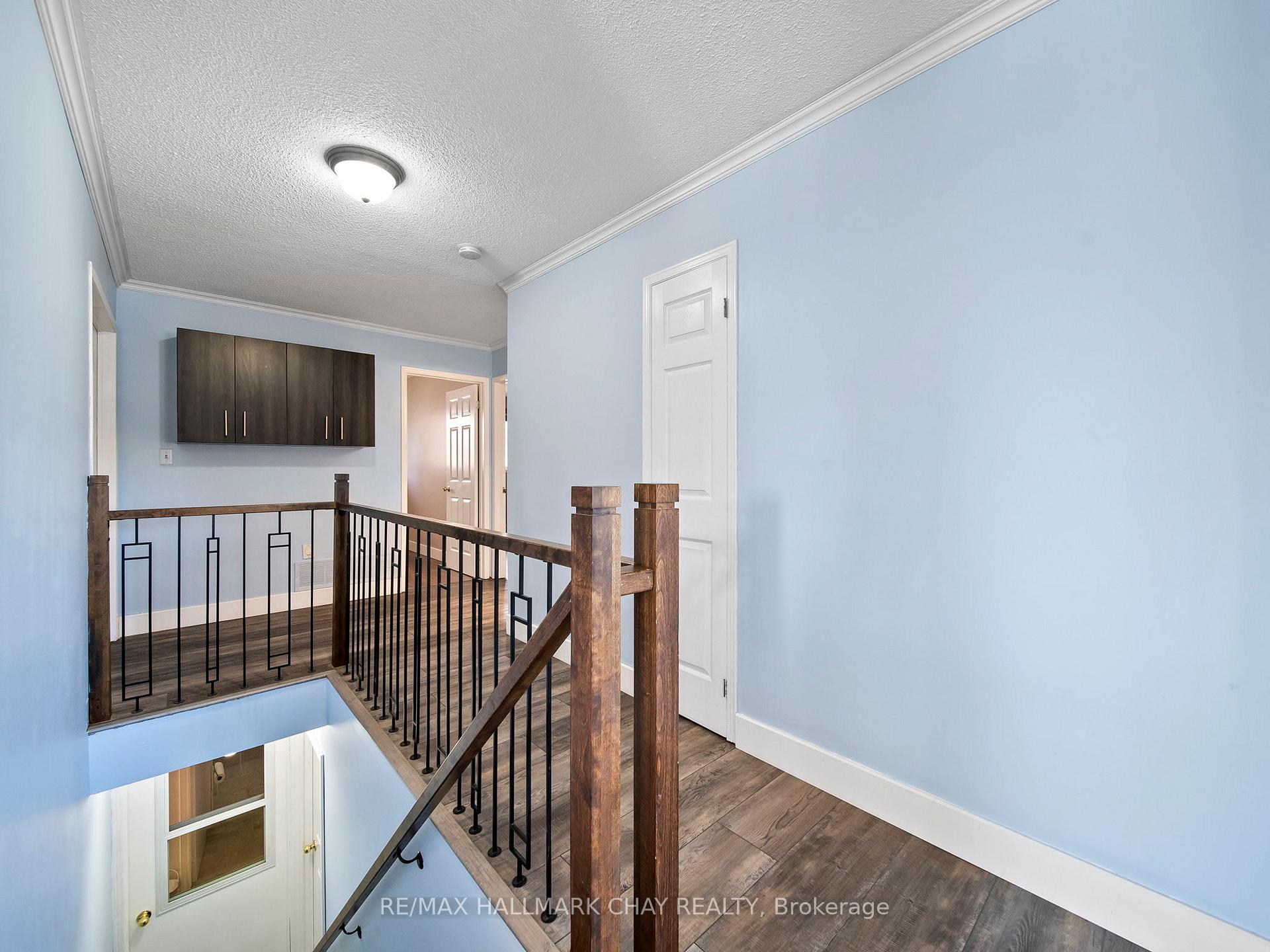 Photo 19 of 7 Assiniboine Drive, Barrie, Holly — HOMEH