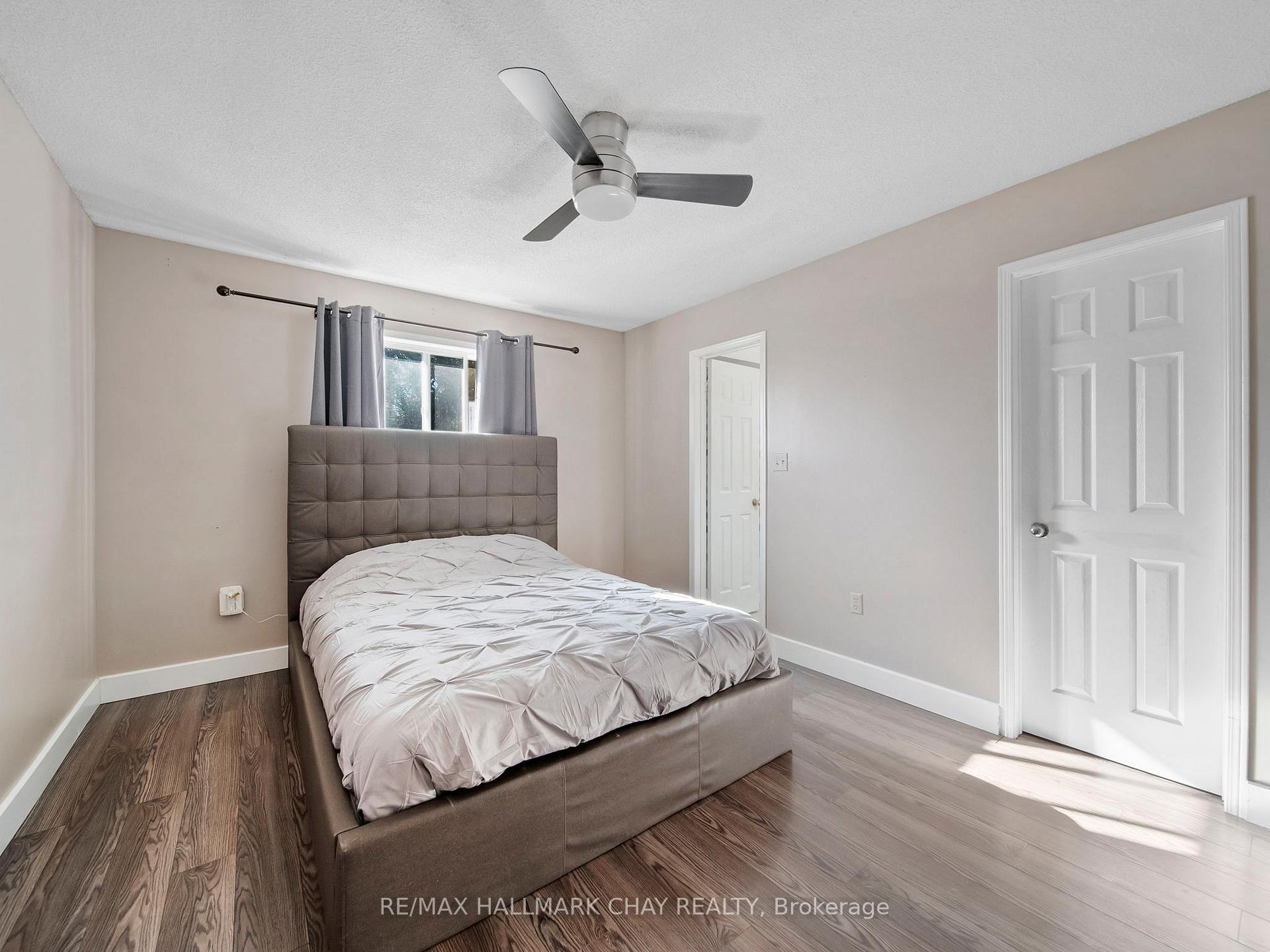 Photo 25 of 7 Assiniboine Drive, Barrie, Holly — HOMEH