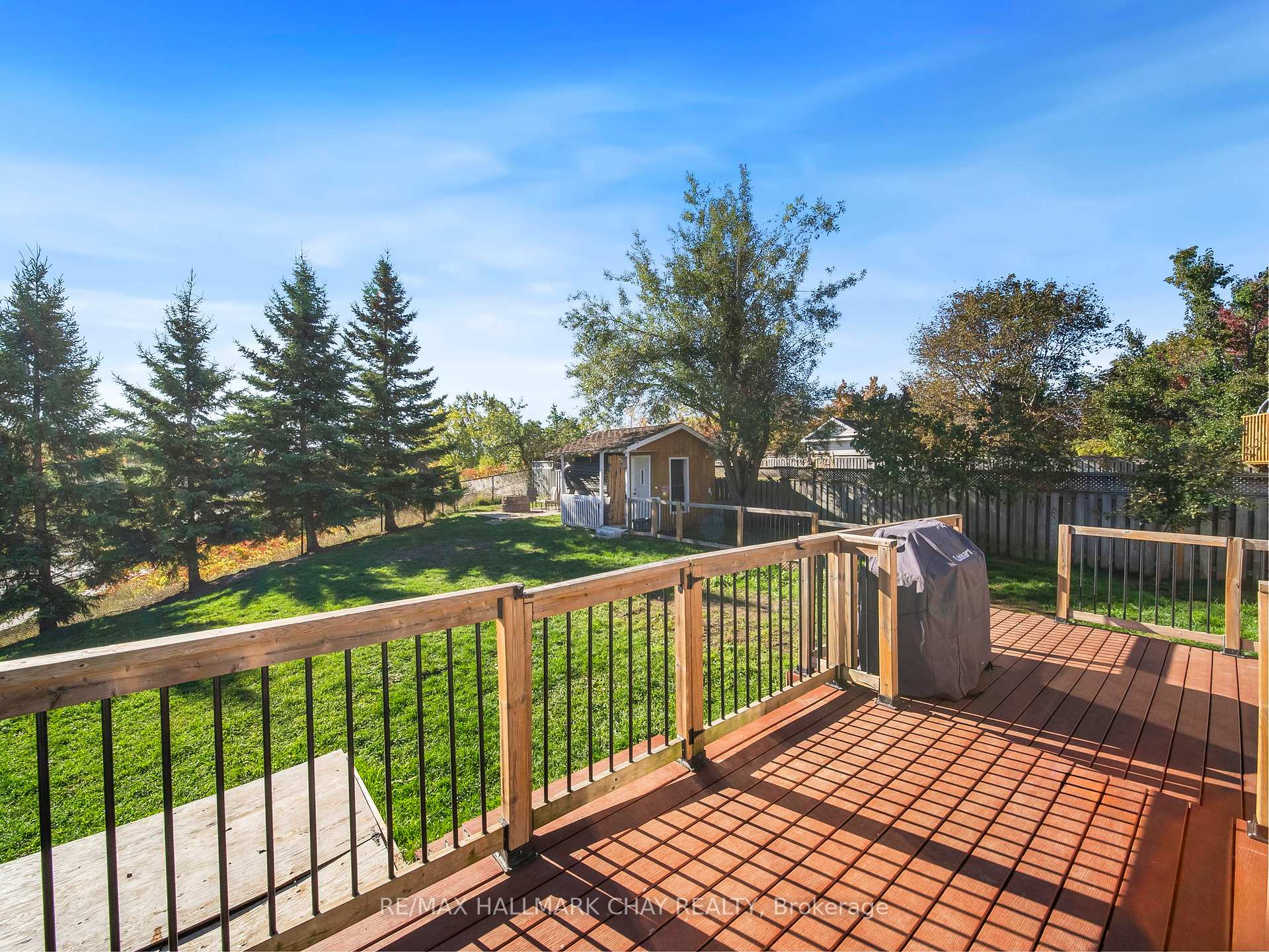 Photo 33 of 7 Assiniboine Drive, Barrie, Holly — HOMEH