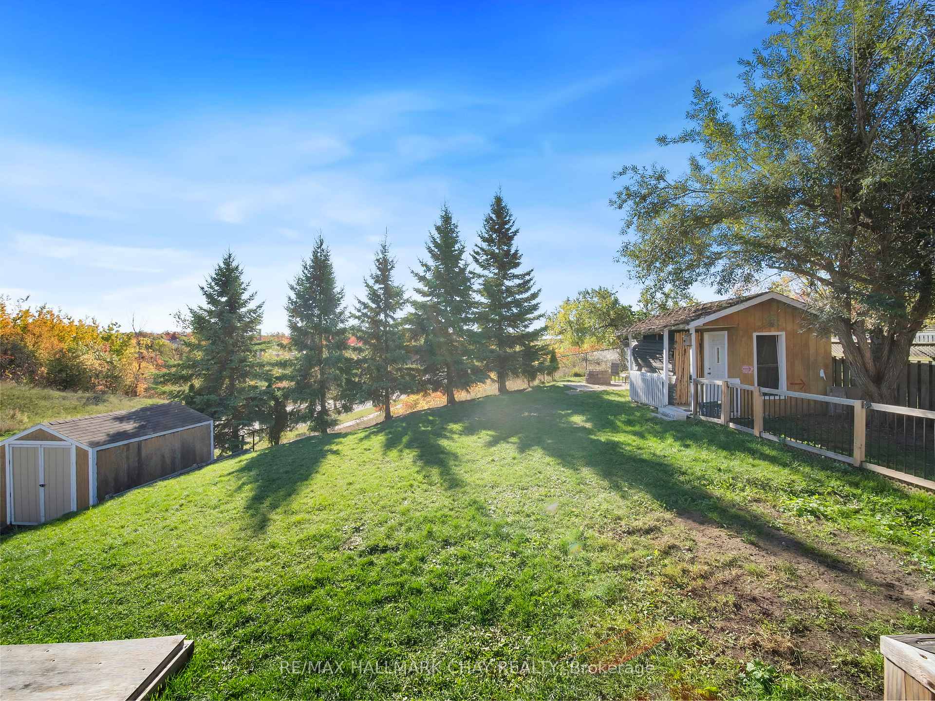 Photo 34 of 7 Assiniboine Drive, Barrie, Holly — HOMEH