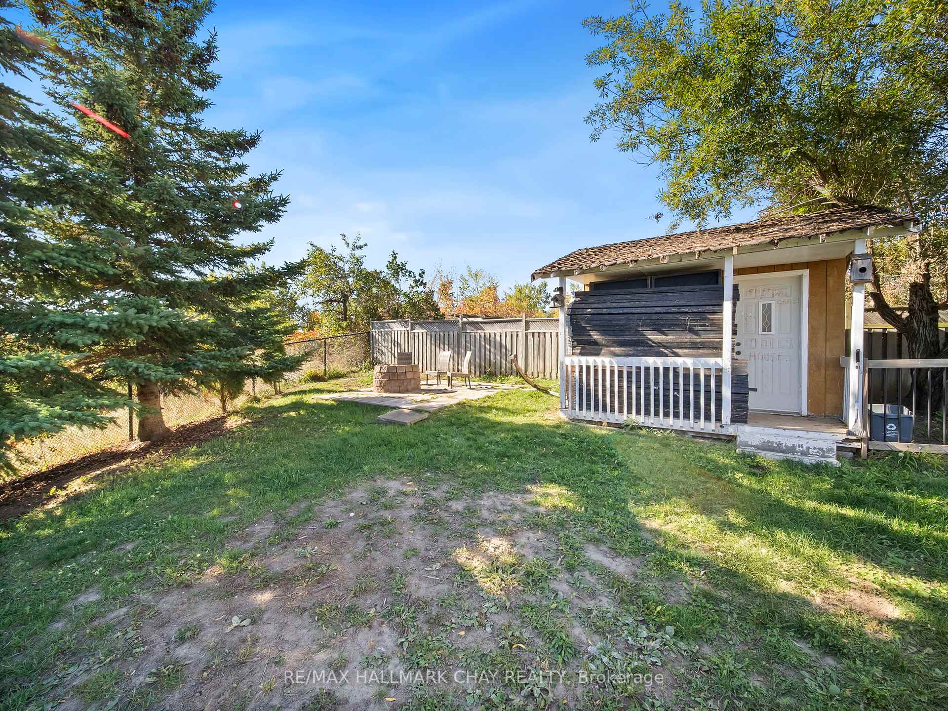 Photo 35 of 7 Assiniboine Drive, Barrie, Holly — HOMEH