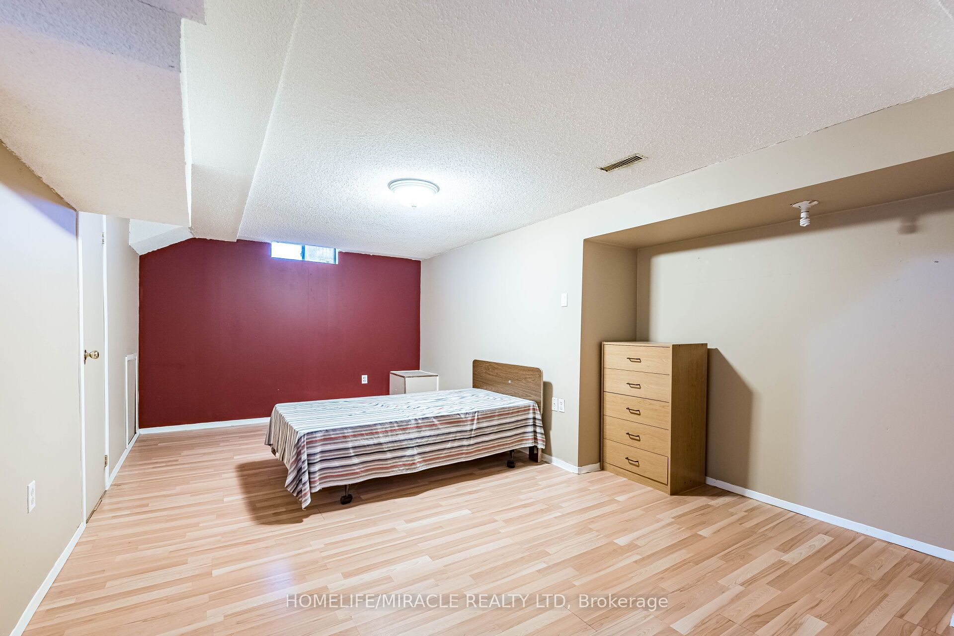 Photo 88 of 9 Ballycastle Crescent, Brampton, Heart Lake West — HOMEH