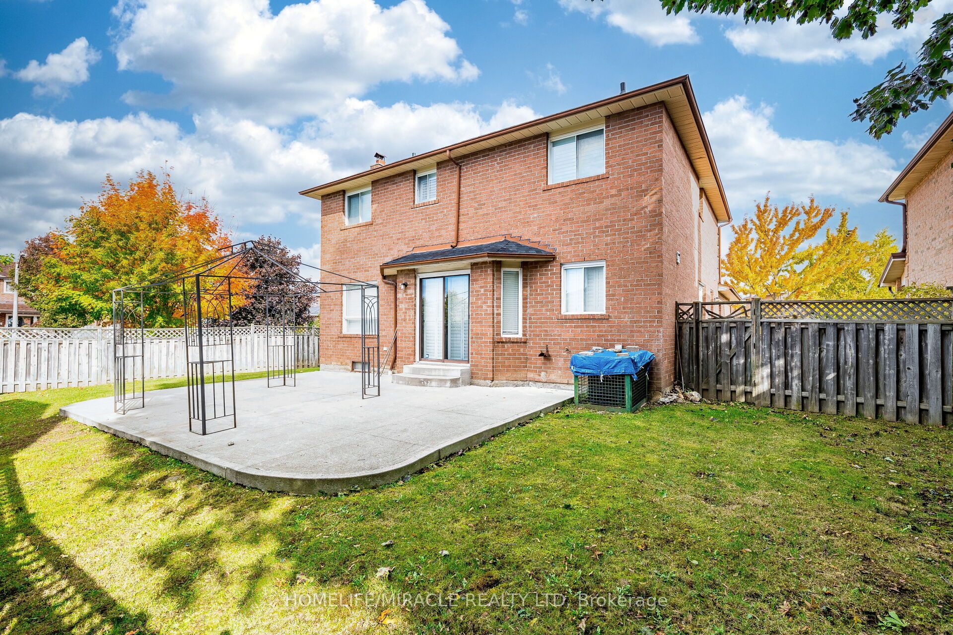 Photo 94 of 9 Ballycastle Crescent, Brampton, Heart Lake West — HOMEH