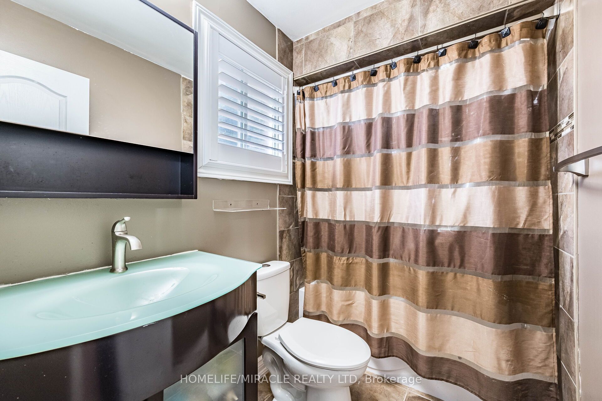 Photo 75 of 9 Ballycastle Crescent, Brampton, Heart Lake West — HOMEH