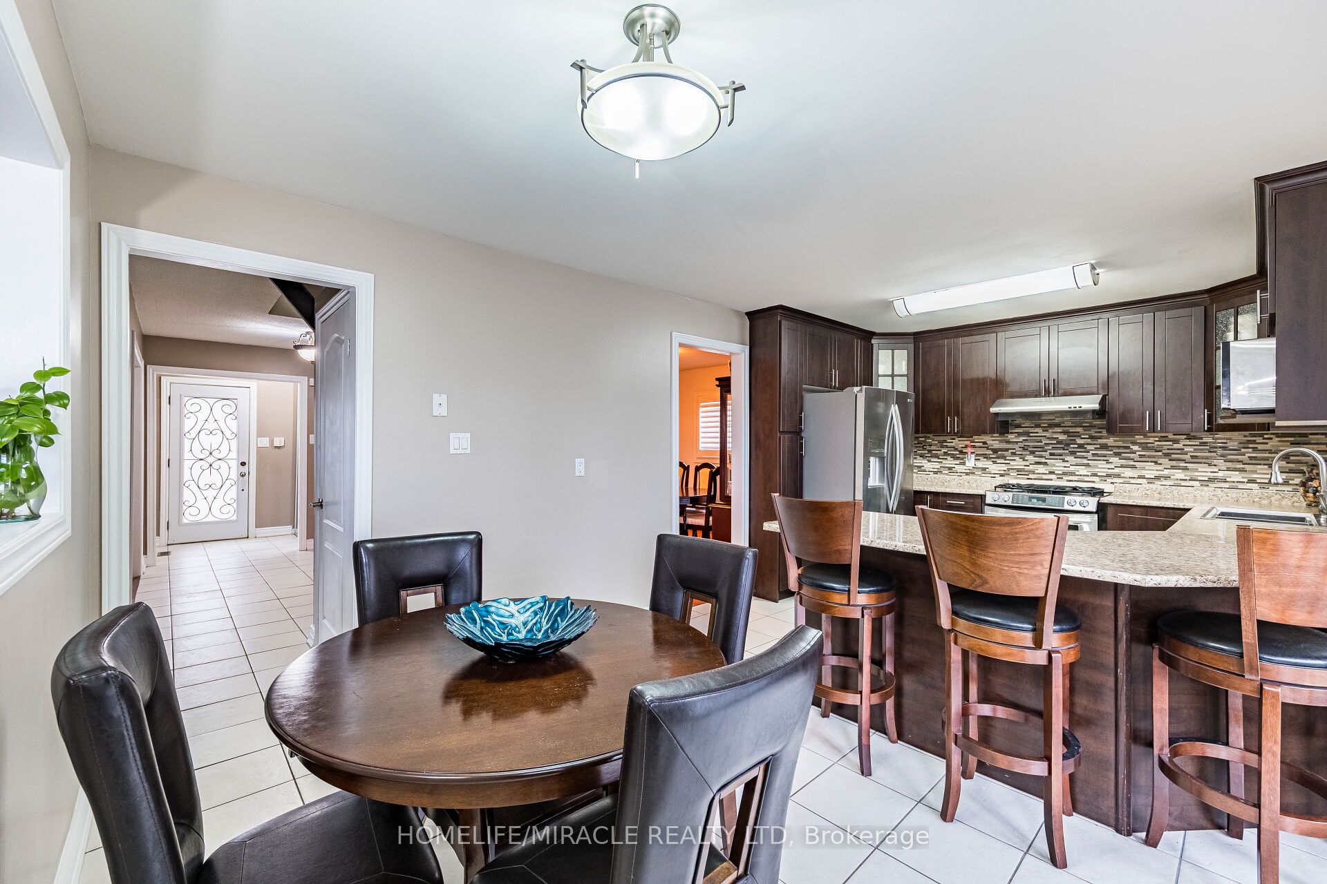Photo 57 of 9 Ballycastle Crescent, Brampton, Heart Lake West — HOMEH
