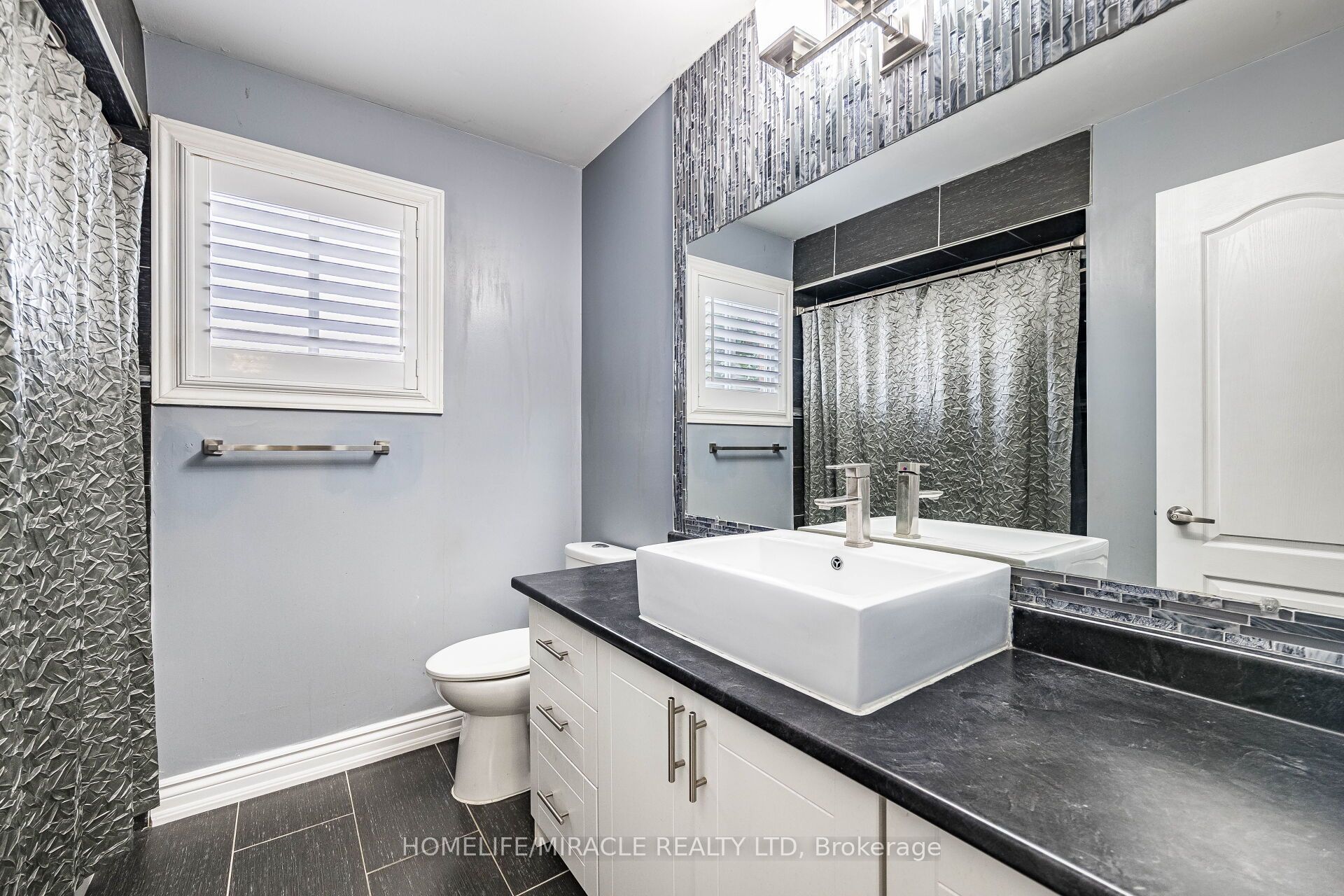 Photo 83 of 9 Ballycastle Crescent, Brampton, Heart Lake West — HOMEH