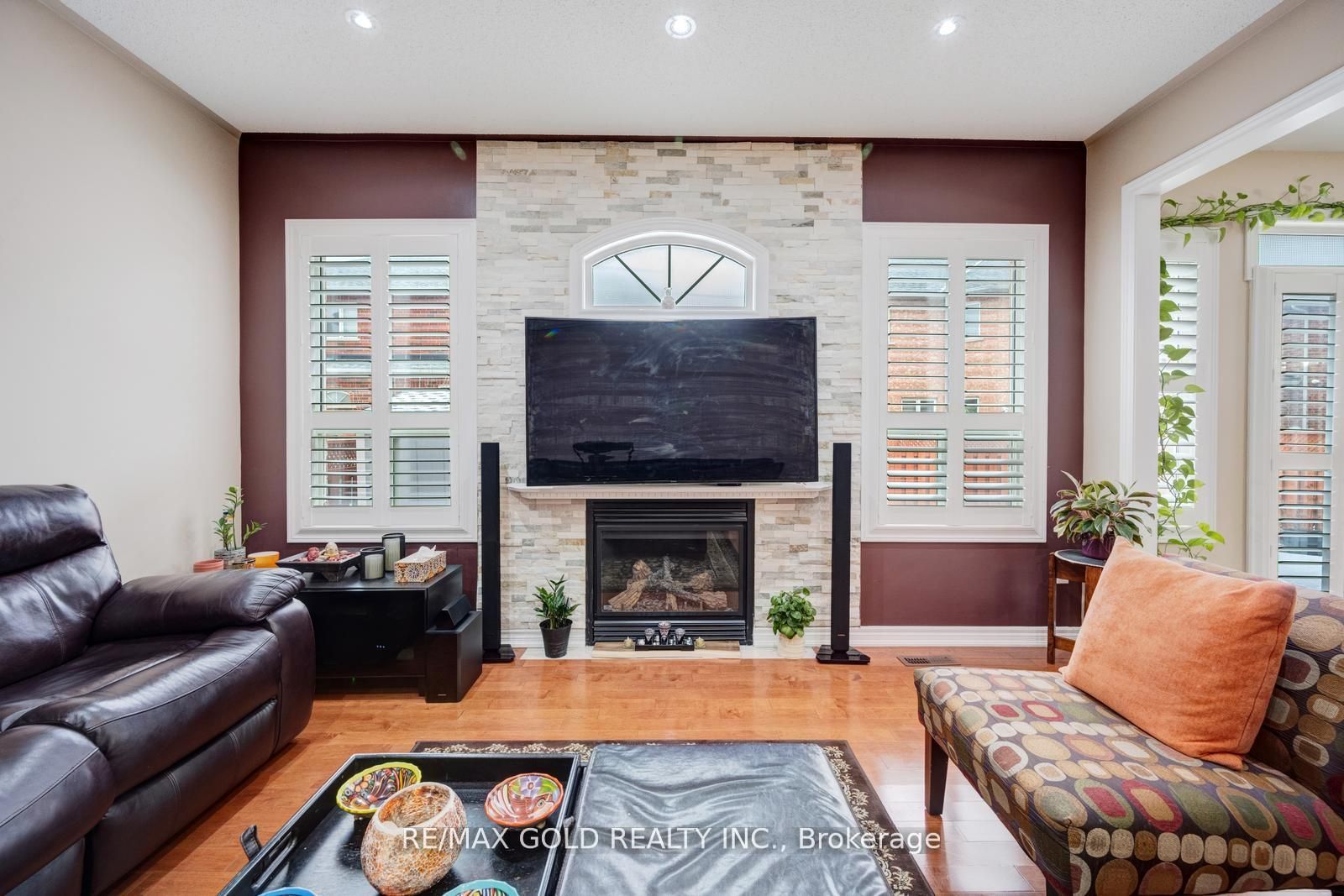 Photo 37 of Unit Main & Upper Level, 44 Summershade Street, Brampton, Bram East — HOMEH