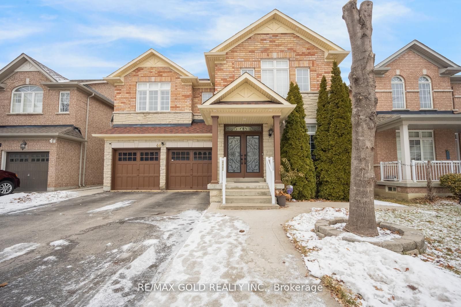 Photo 2 of Unit Main & Upper Level, 44 Summershade Street, Brampton, Bram East — HOMEH