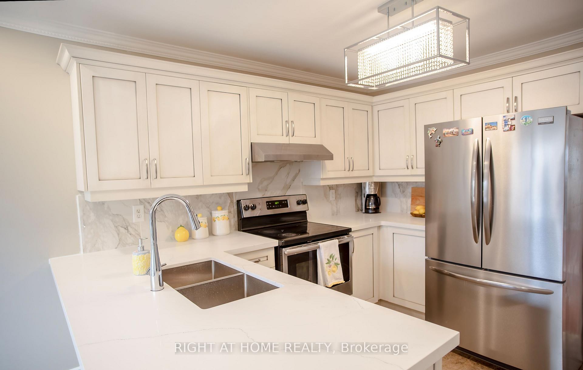 Photo 7 of 74 Country Lane, Barrie, Painswick South — HOMEH