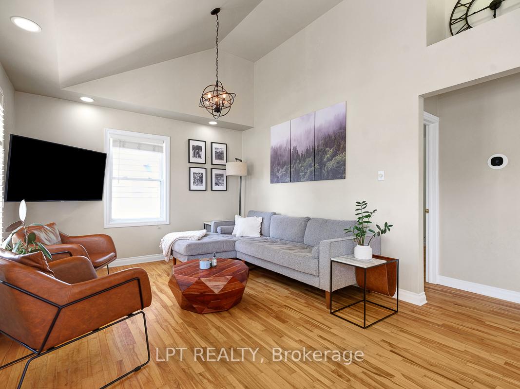Photo 9 of 77 Harrold Place, Ottawa, Carlington — HOMEH