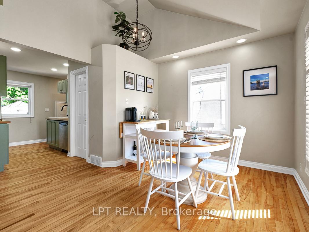 Photo 13 of 77 Harrold Place, Ottawa, Carlington — HOMEH