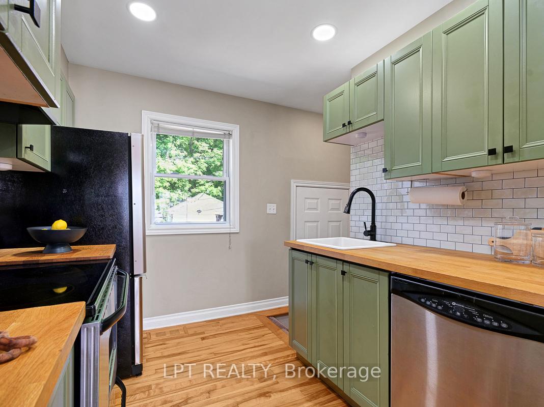 Photo 19 of 77 Harrold Place, Ottawa, Carlington — HOMEH