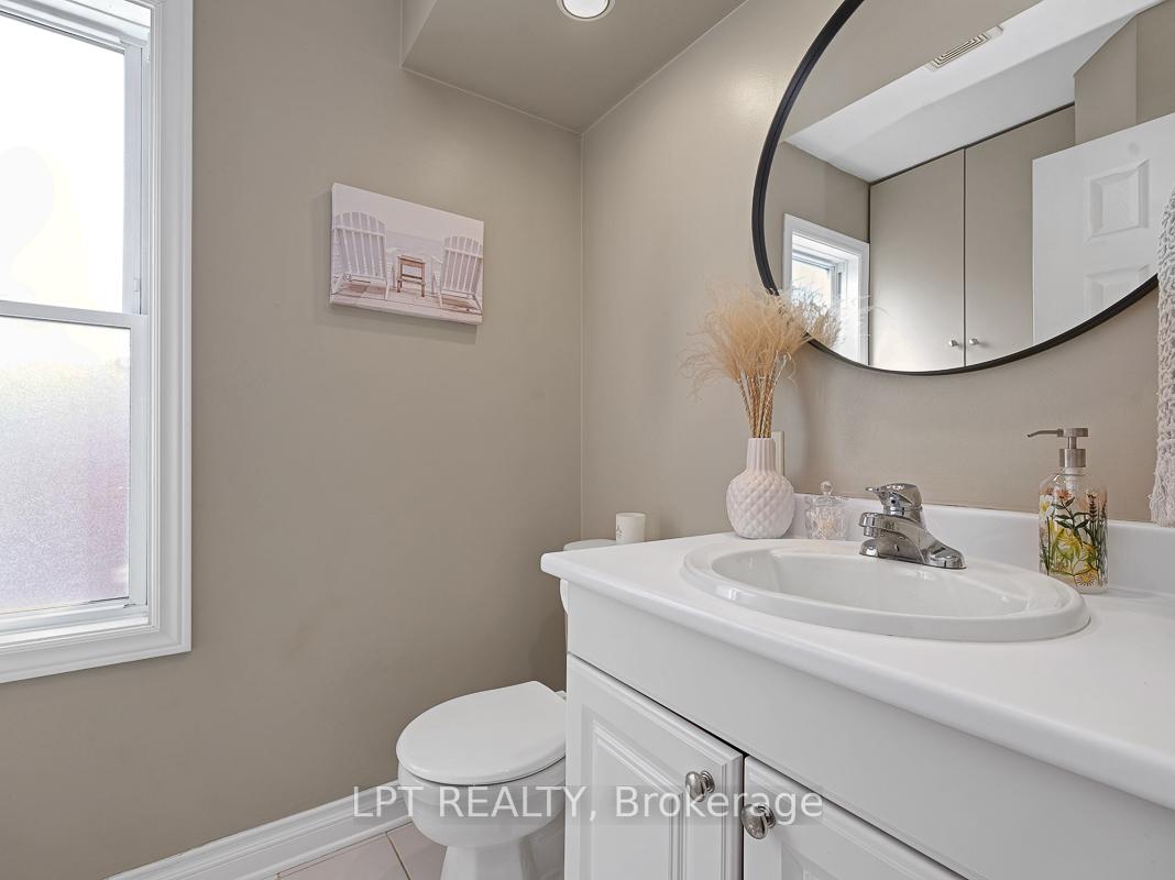 Photo 21 of 77 Harrold Place, Ottawa, Carlington — HOMEH