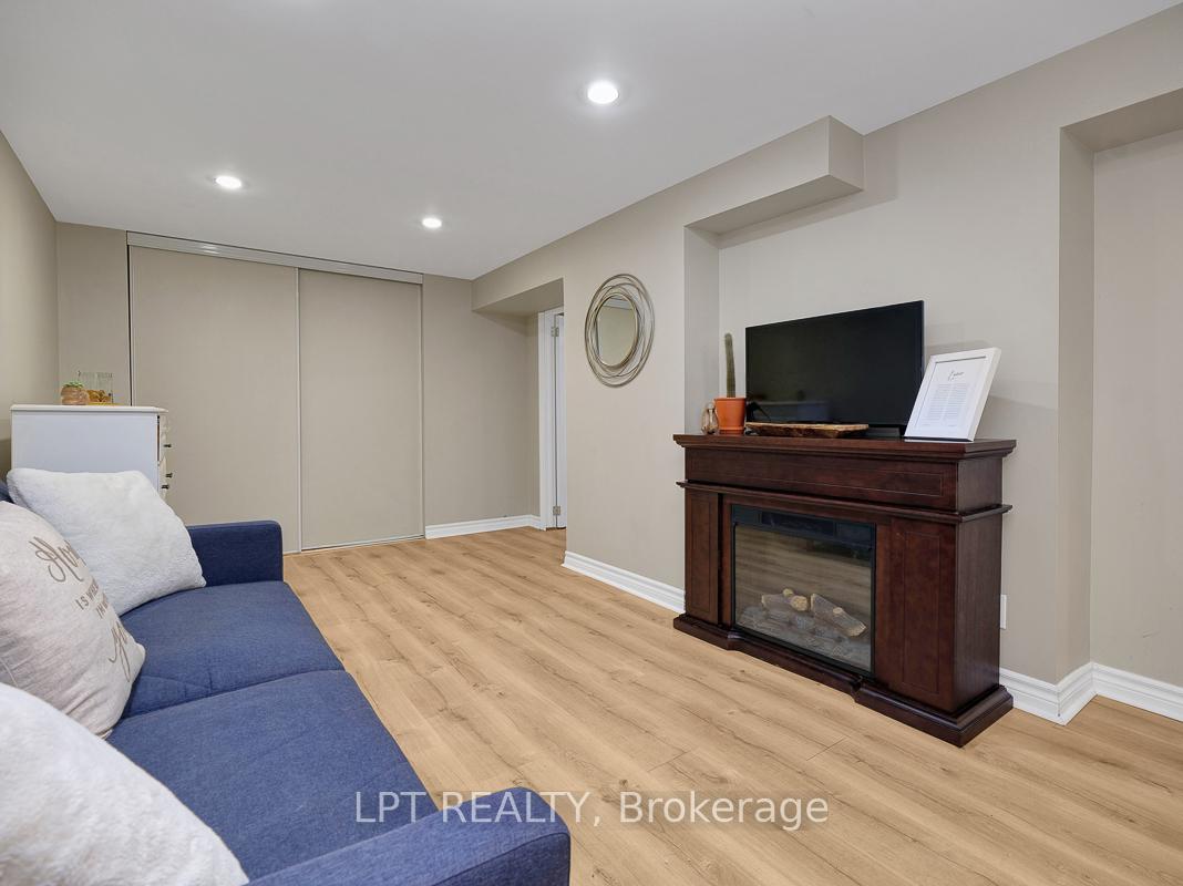 Photo 30 of 77 Harrold Place, Ottawa, Carlington — HOMEH