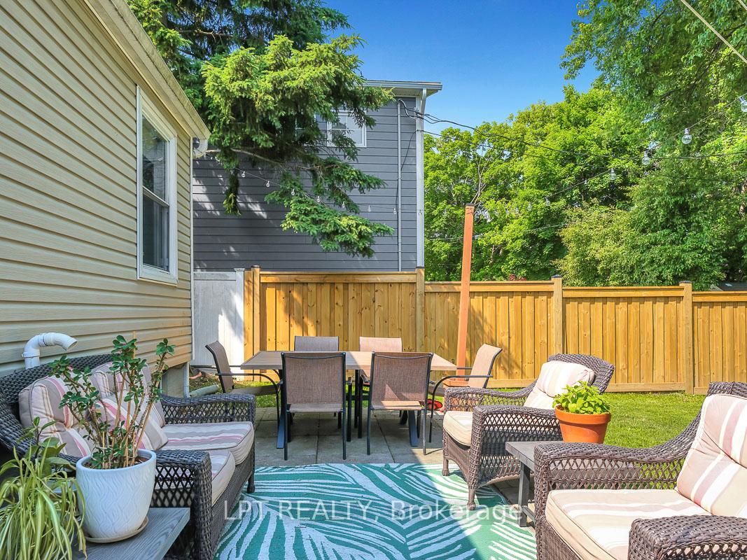 Photo 35 of 77 Harrold Place, Ottawa, Carlington — HOMEH