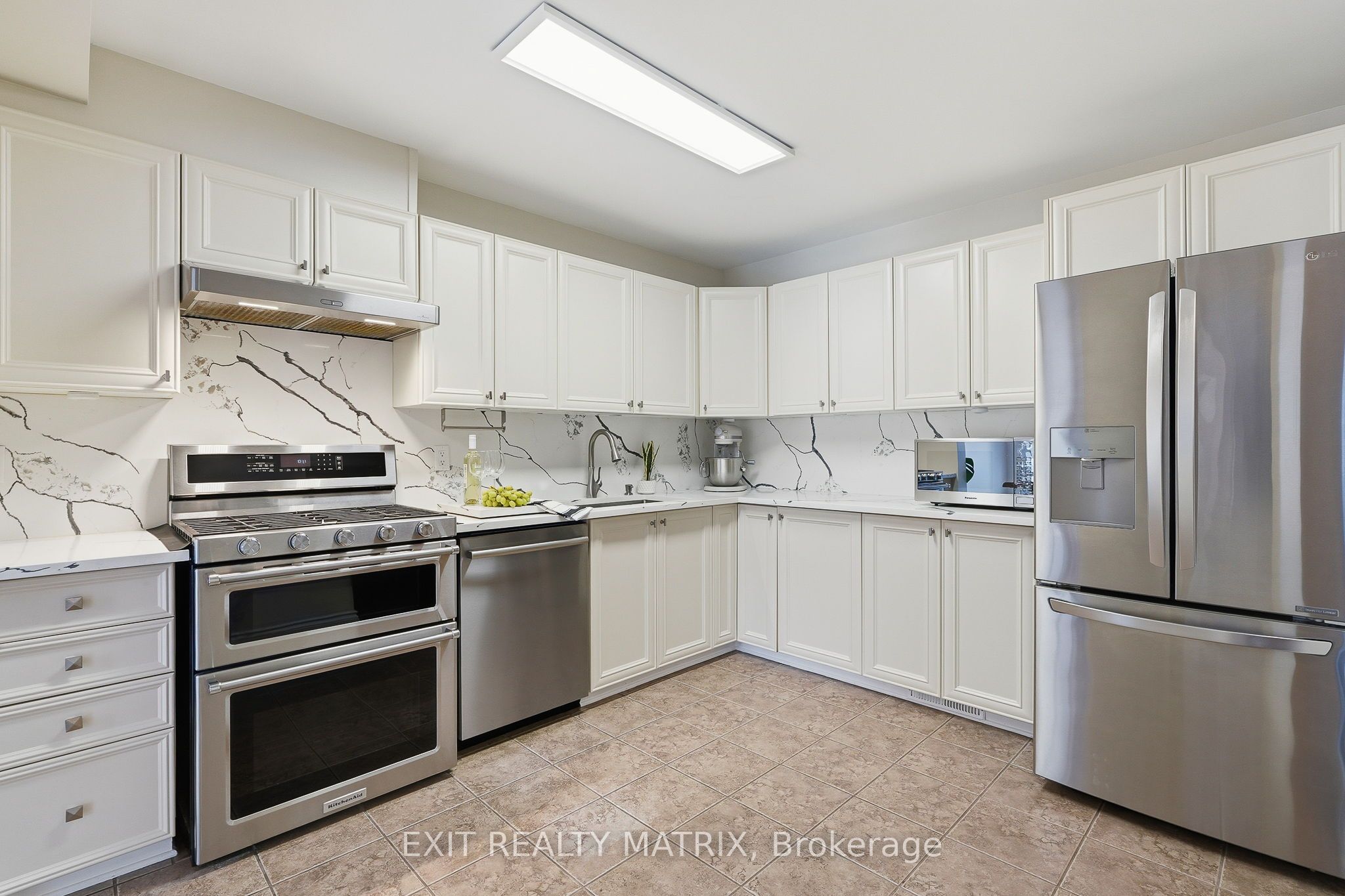 Photo 41 of 208 Greenridge Street, Ottawa, Chapel Hill — HOMEH