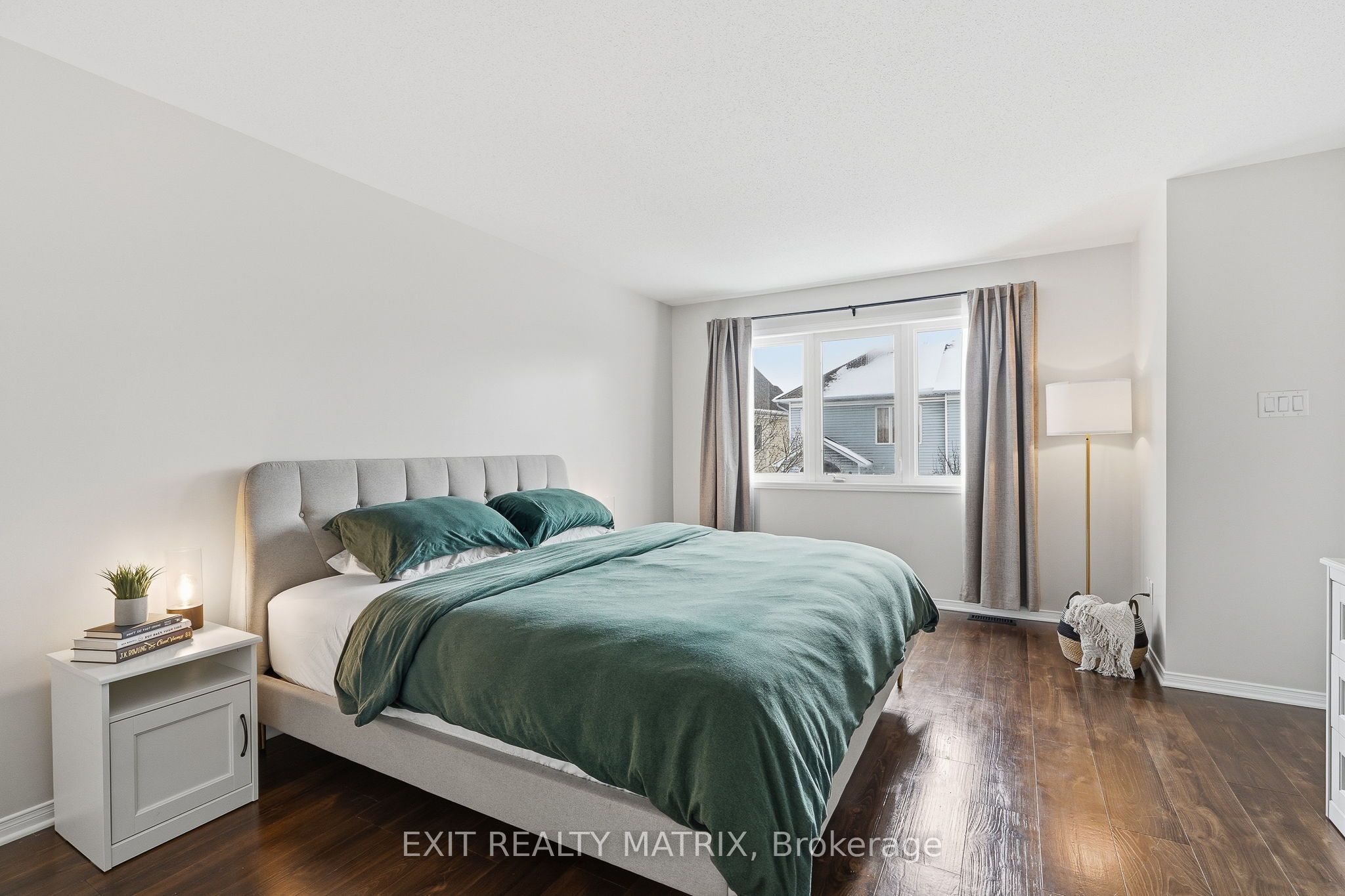 Photo 51 of 208 Greenridge Street, Ottawa, Chapel Hill — HOMEH