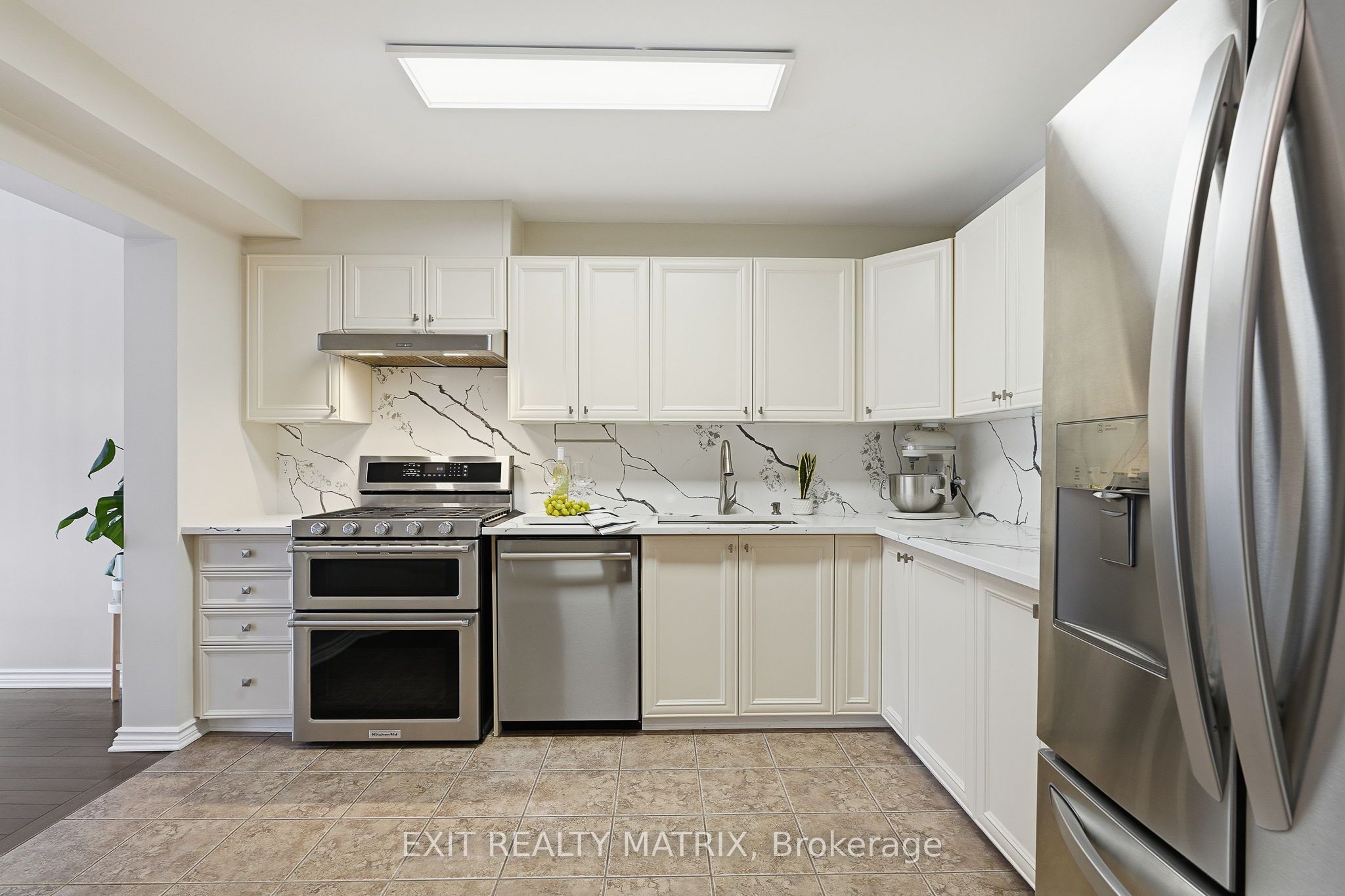 Photo 39 of 208 Greenridge Street, Ottawa, Chapel Hill — HOMEH