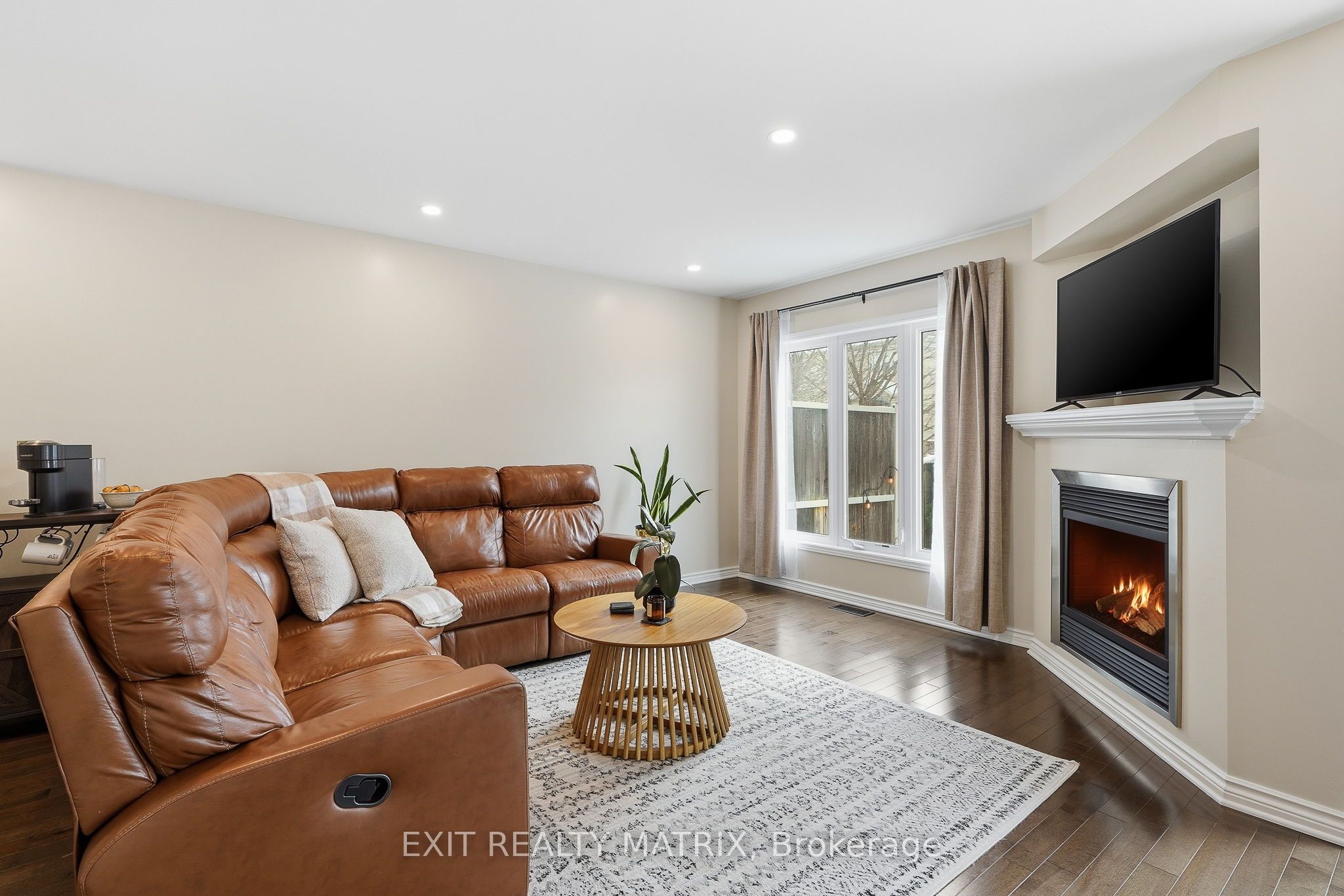 Photo 37 of 208 Greenridge Street, Ottawa, Chapel Hill — HOMEH