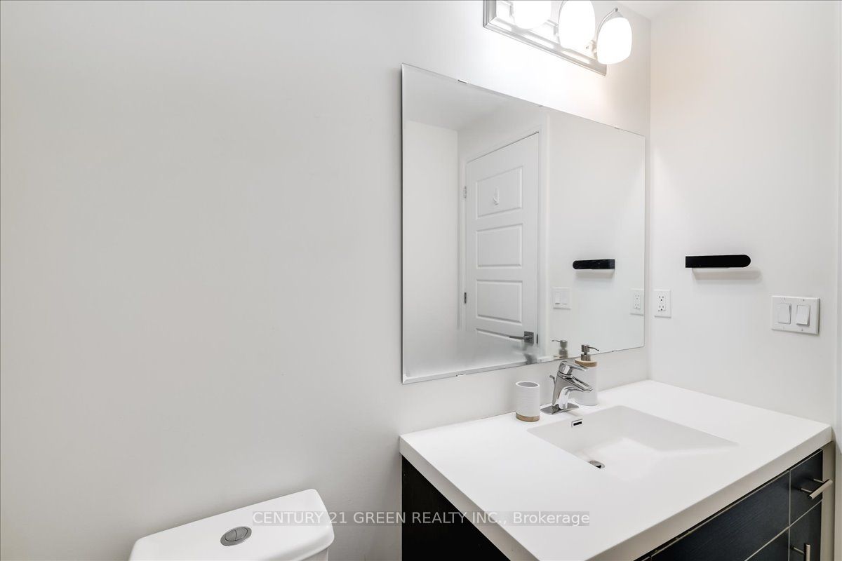 Photo 33 of Unit 111, 3028 Creekshore Common, Oakville, Glenorchy — HOMEH