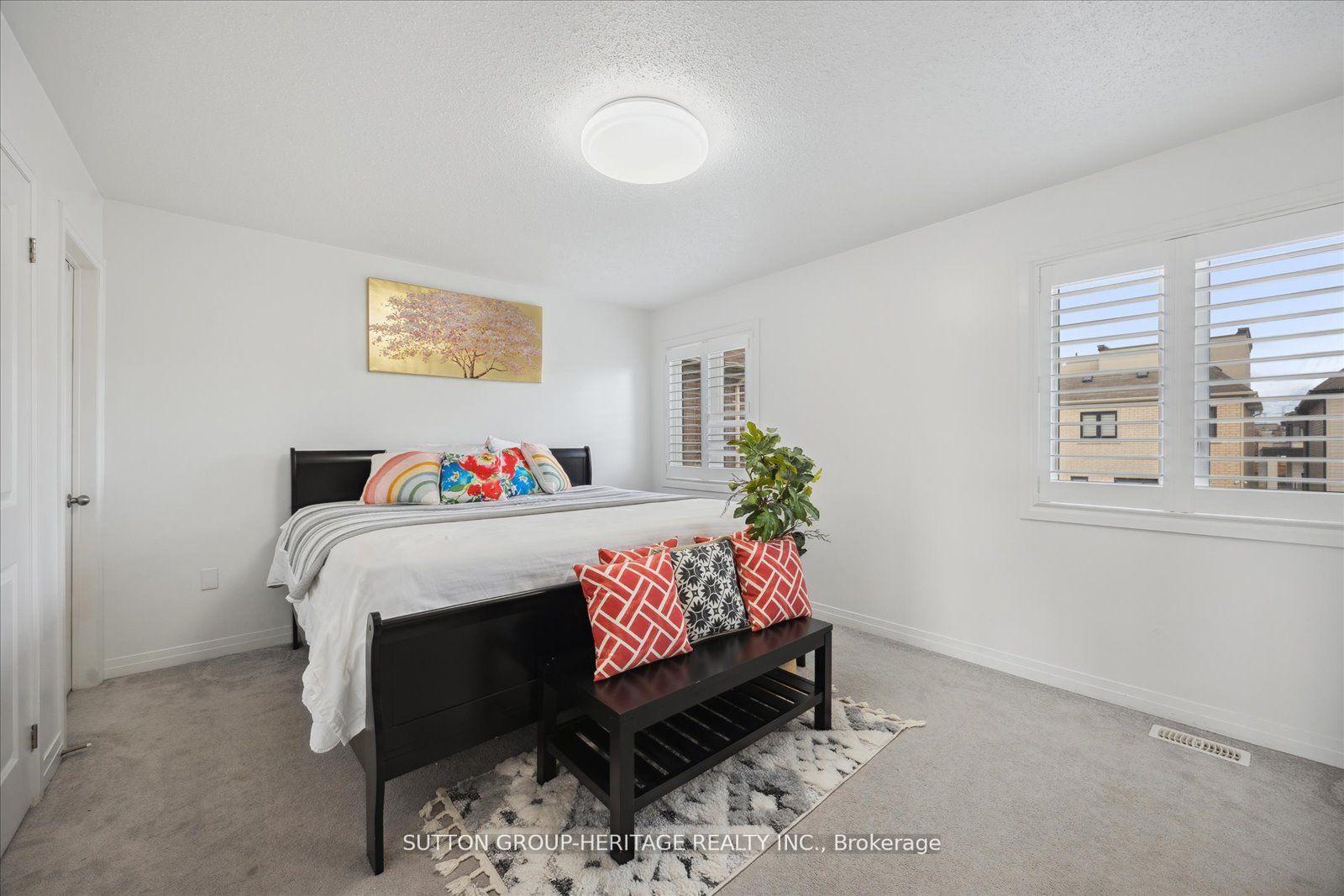 Photo 12 of 105 East Shore Drive, Clarington, Bowmanville — HOMEH