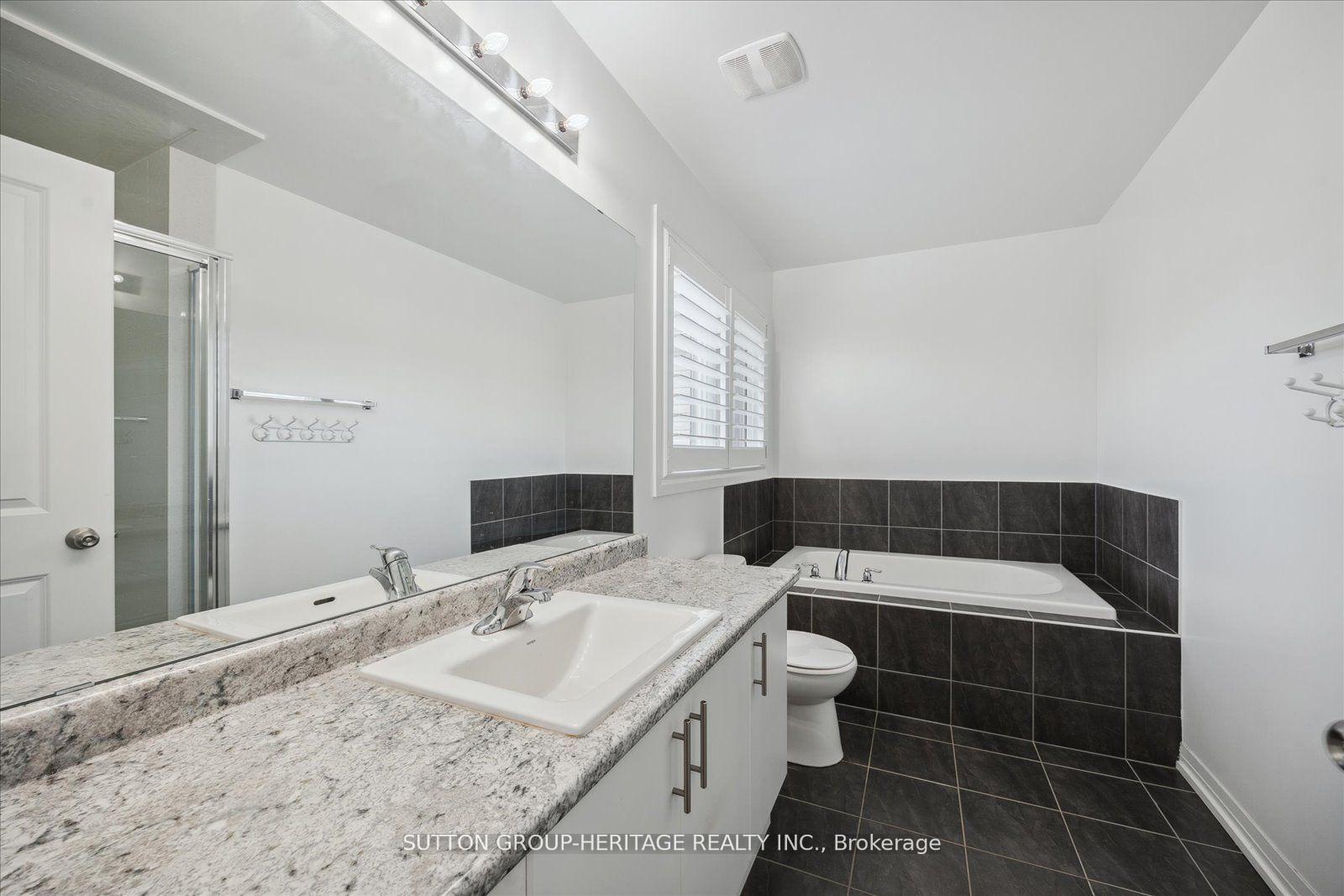 Photo 14 of 105 East Shore Drive, Clarington, Bowmanville — HOMEH