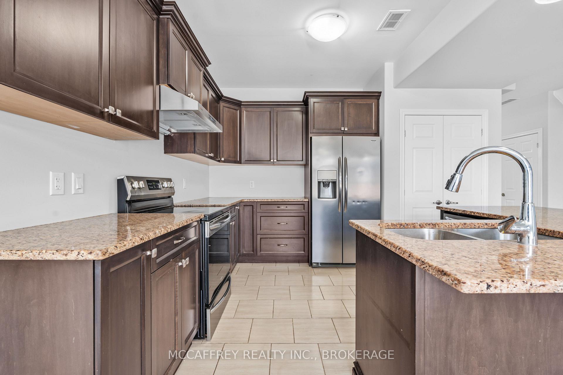 Photo 14 of 56 Farmington Crescent, Belleville, Thurlow Ward — HOMEH