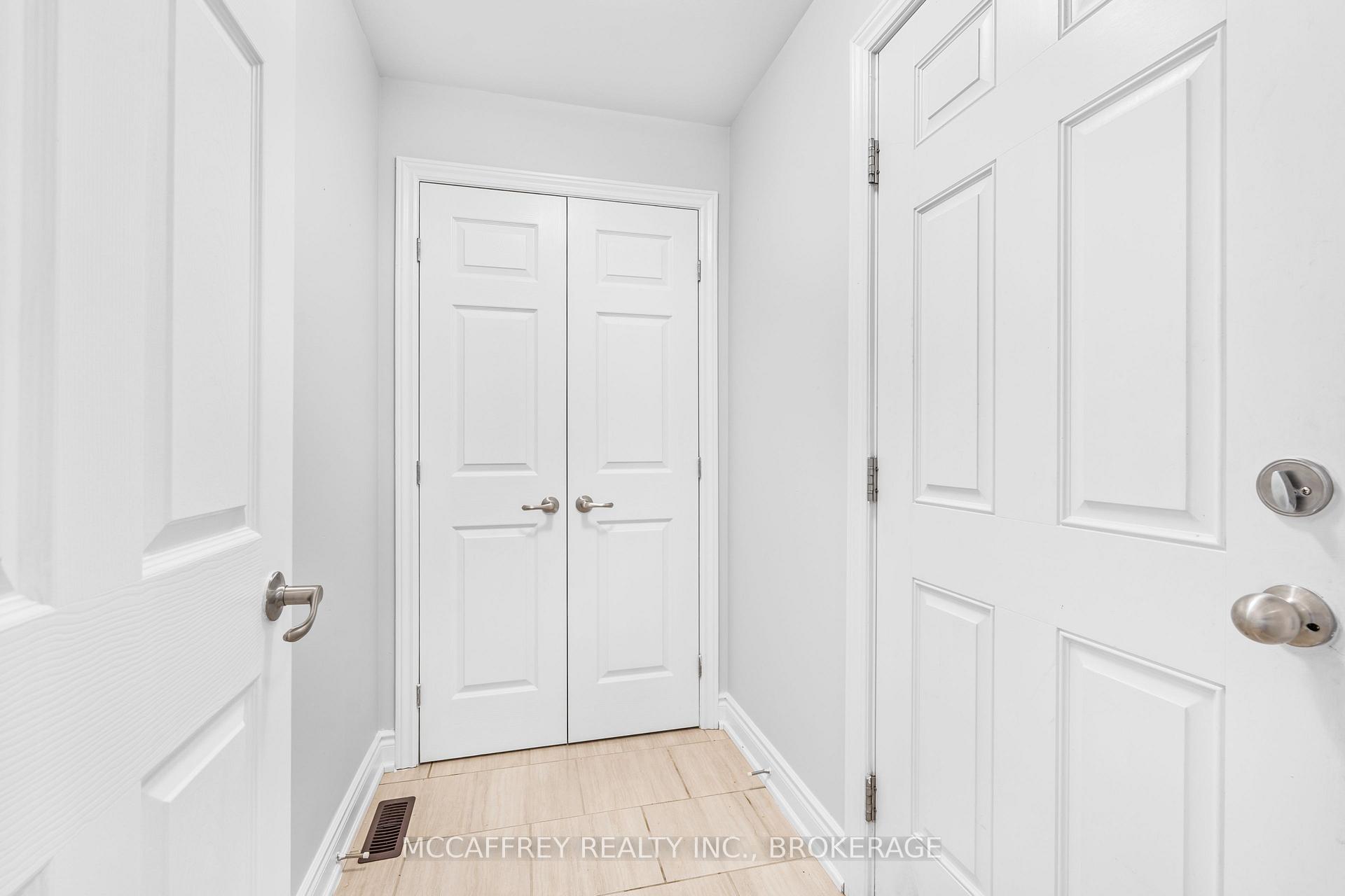 Photo 17 of 56 Farmington Crescent, Belleville, Thurlow Ward — HOMEH