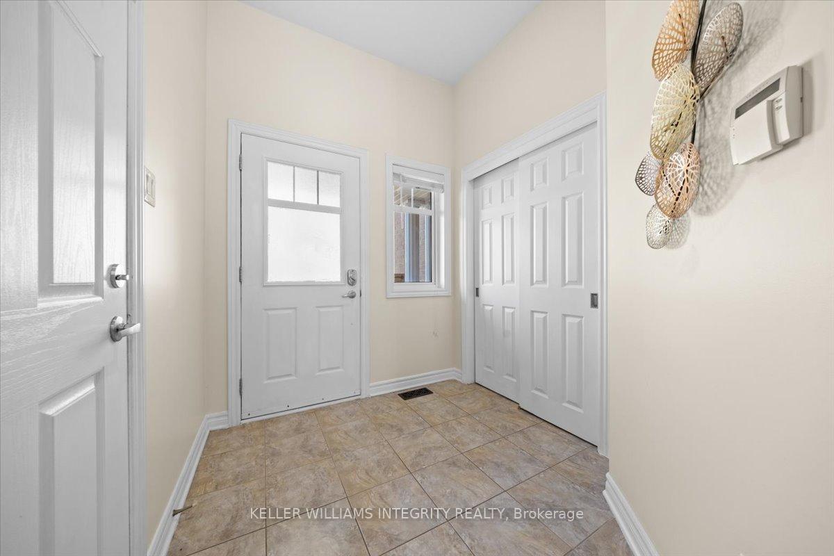 Photo 2 of 217 Garrity Crescent, Ottawa, Barrhaven - Strandherd — HOMEH