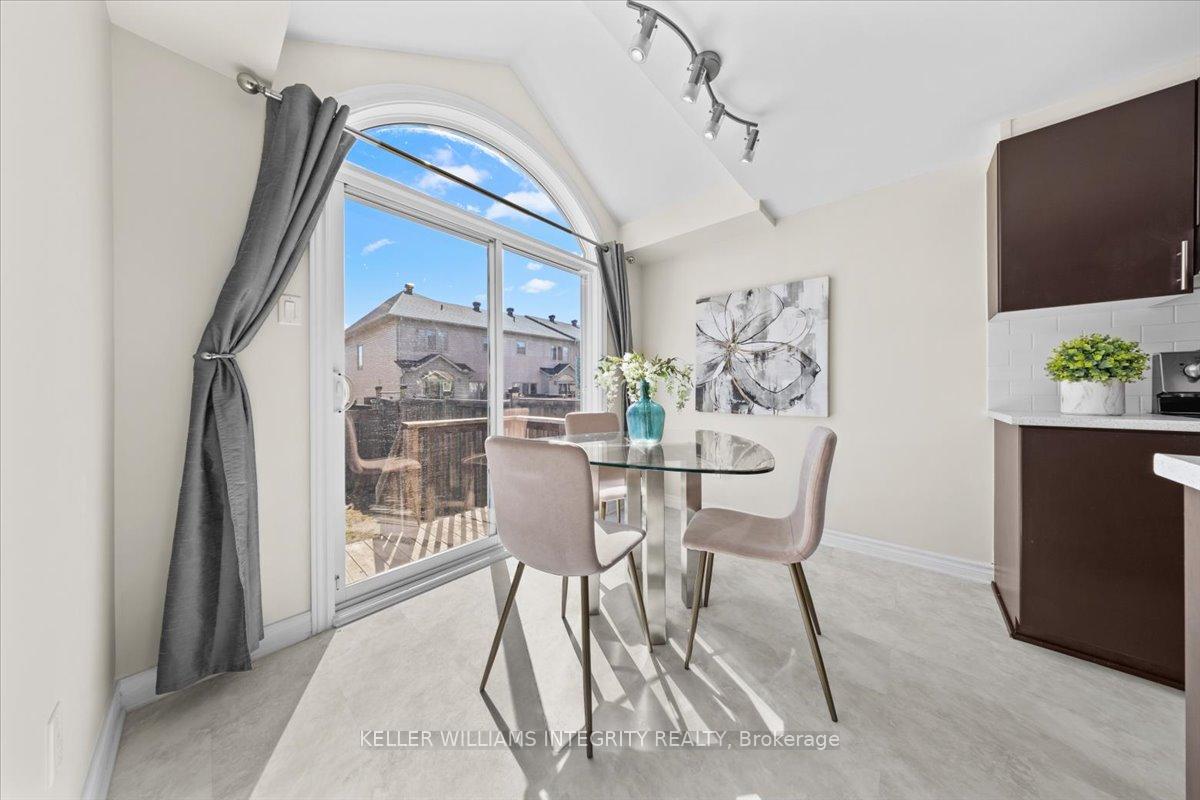 Photo 12 of 217 Garrity Crescent, Ottawa, Barrhaven - Strandherd — HOMEH