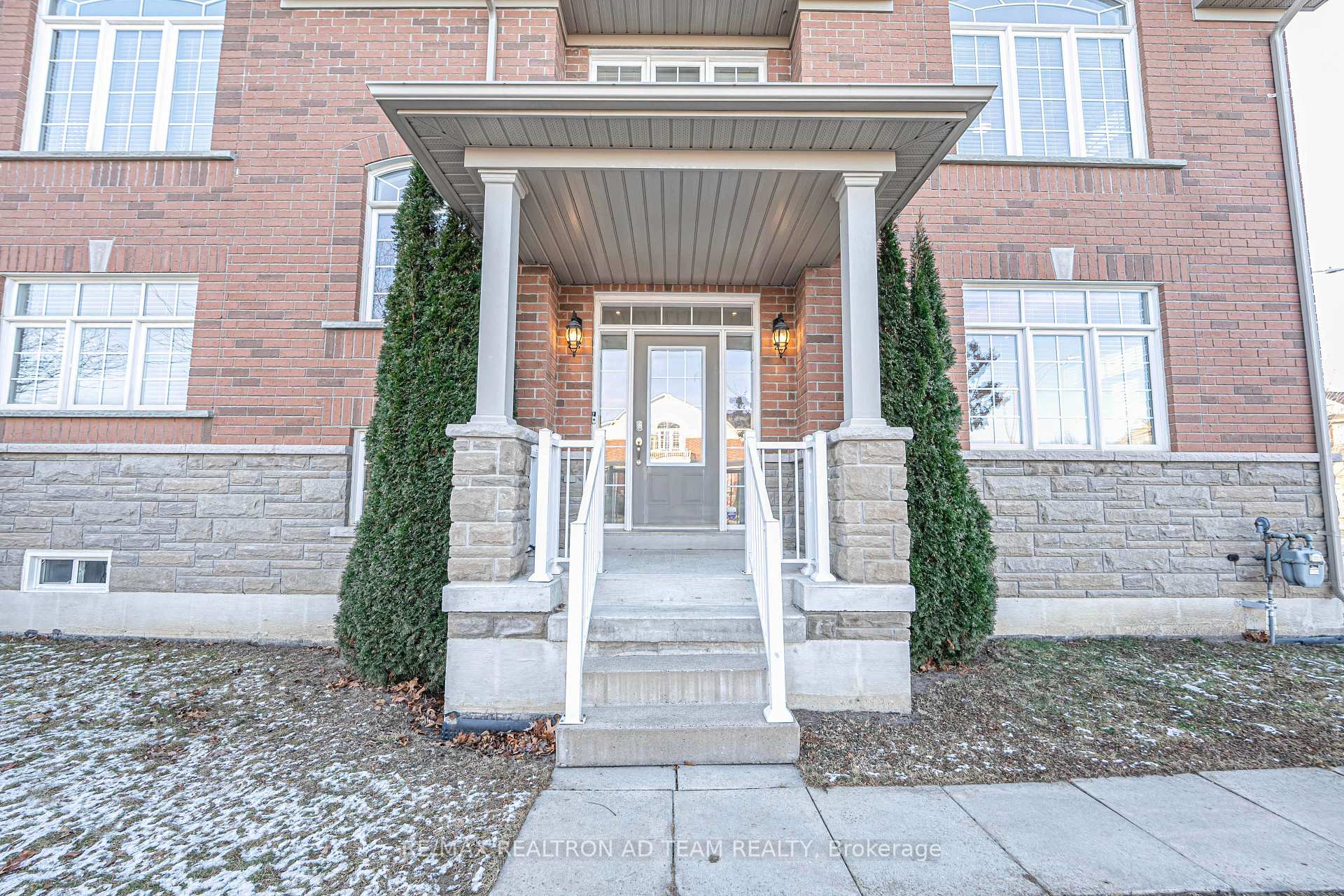 Photo 3 of 95 Hockley Avenue, Clarington, Bowmanville — HOMEH