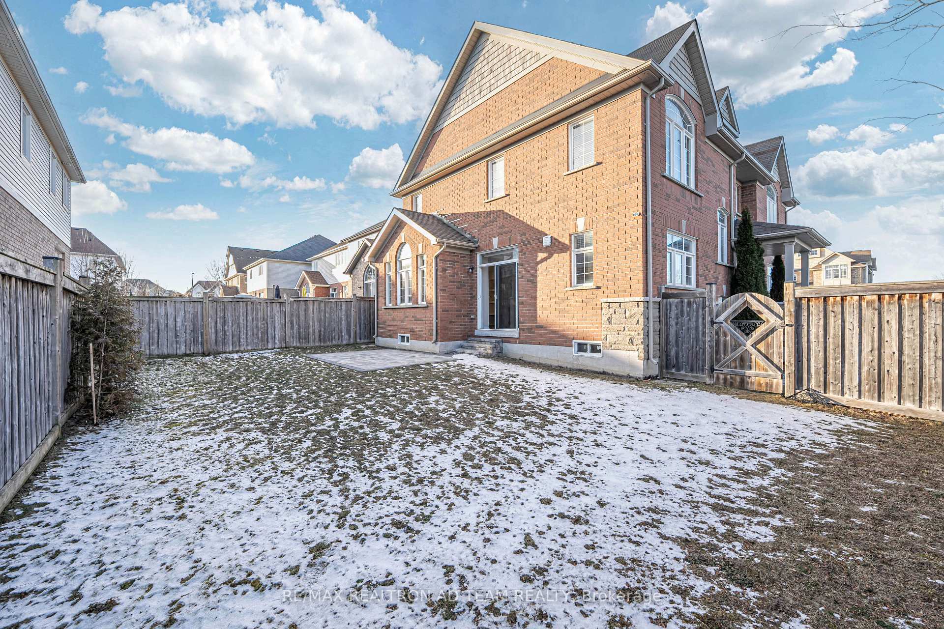 Photo 29 of 95 Hockley Avenue, Clarington, Bowmanville — HOMEH