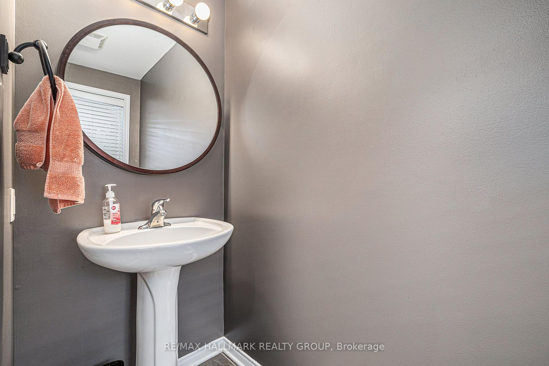 Photo 11 of 275 Silbrass Private, Ottawa, Barrhaven - Stonebridge — HOMEH