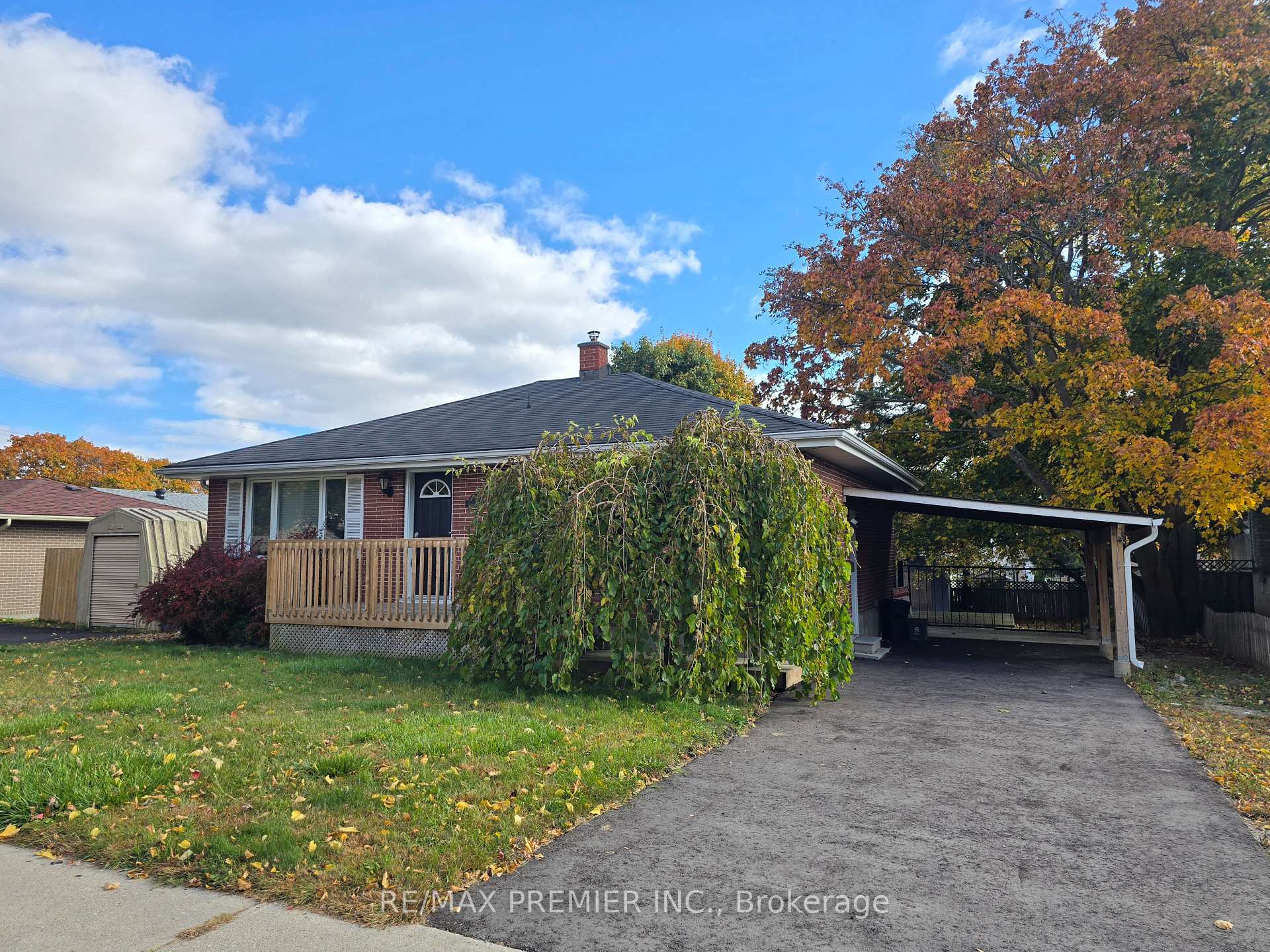 Front of 5 Golfdale Road