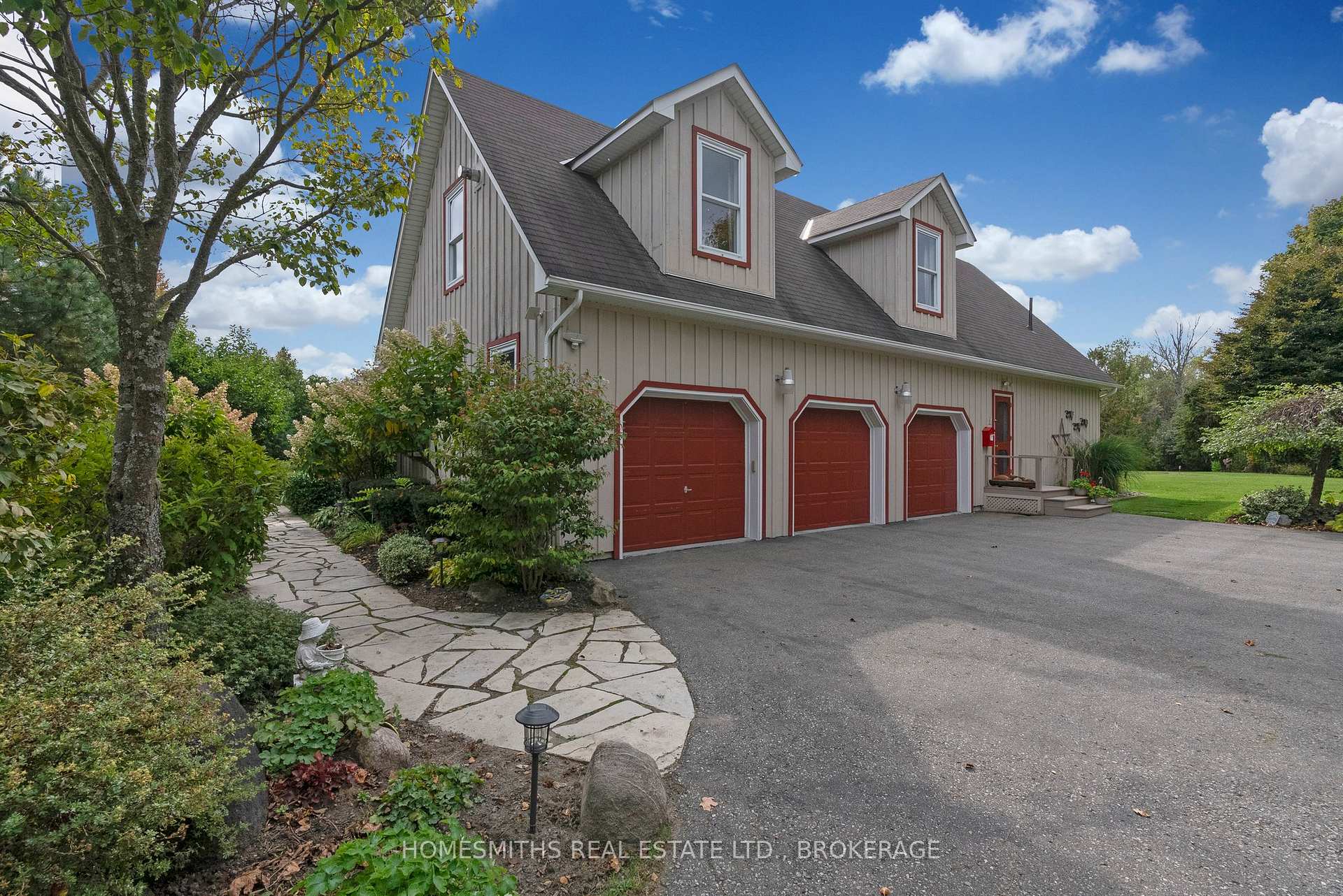 Photo 33 of 60 Maple Street, Clarington, Rural Clarington — HOMEH