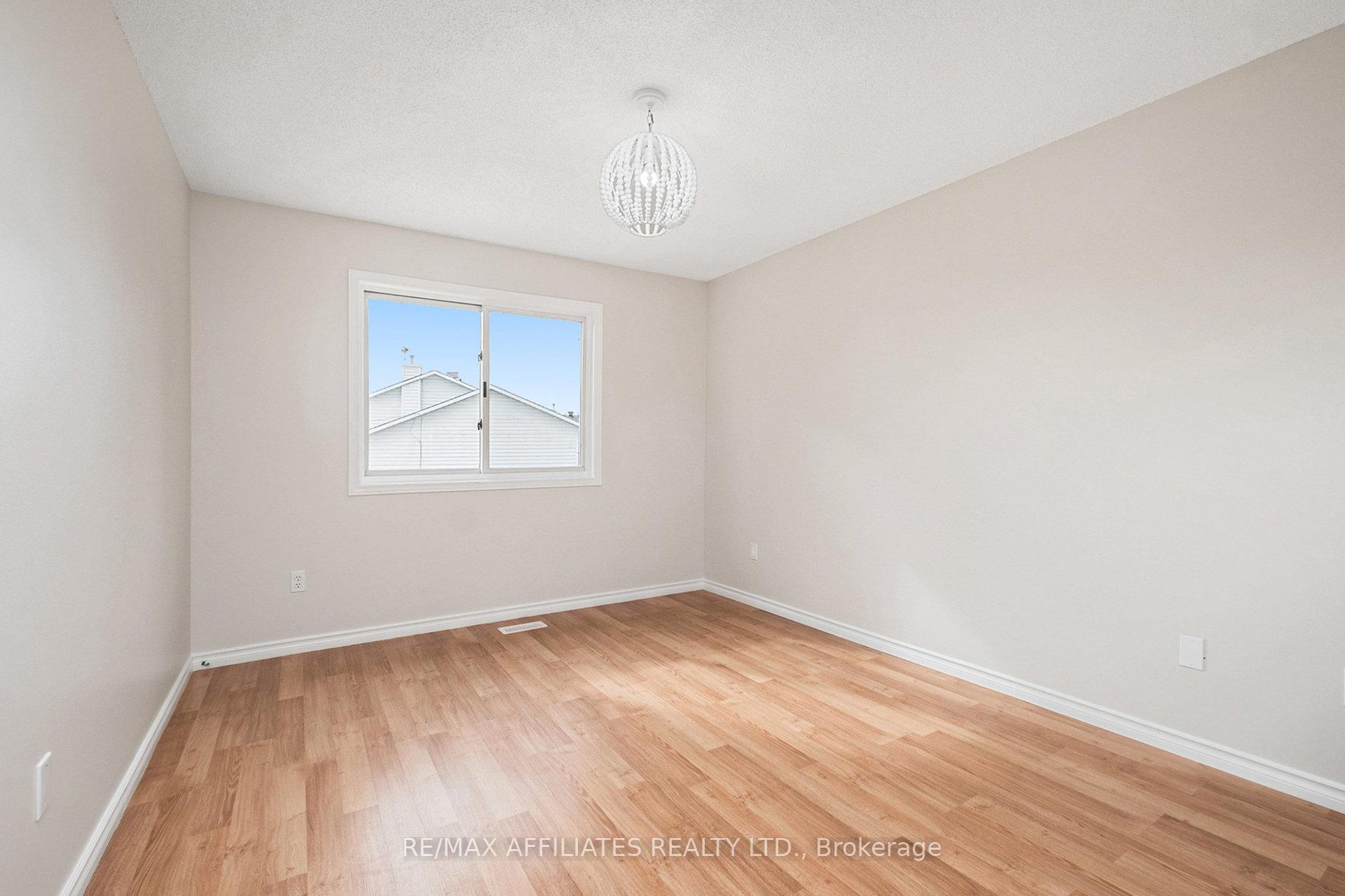 Photo 11 of 162 Morris Street, Carleton Place — HOMEH