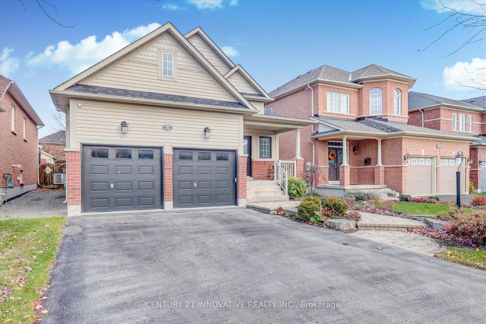 Photo 3 of 144 Nelson Street, Clarington, Bowmanville — HOMEH