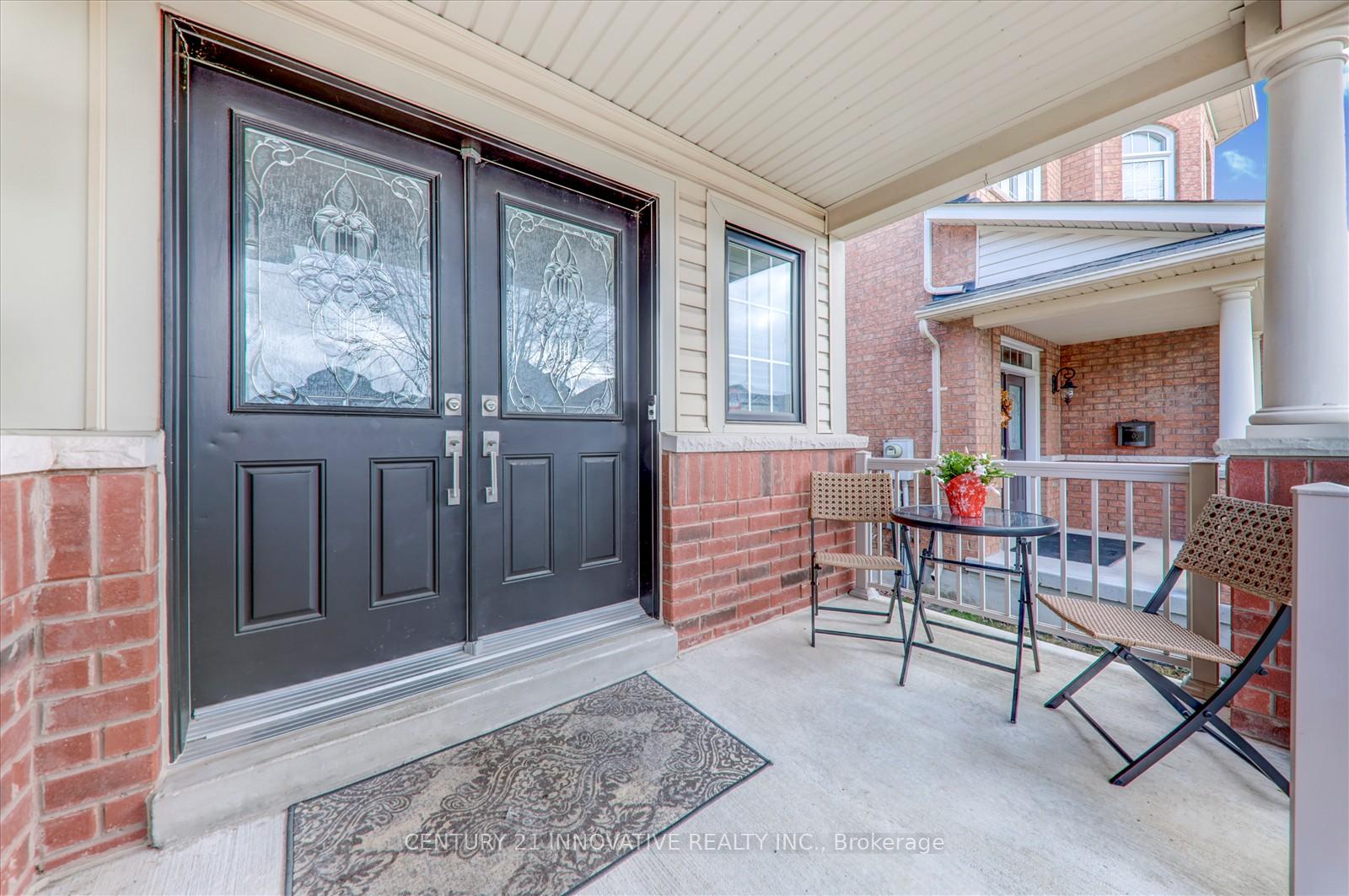 Photo 5 of 144 Nelson Street, Clarington, Bowmanville — HOMEH